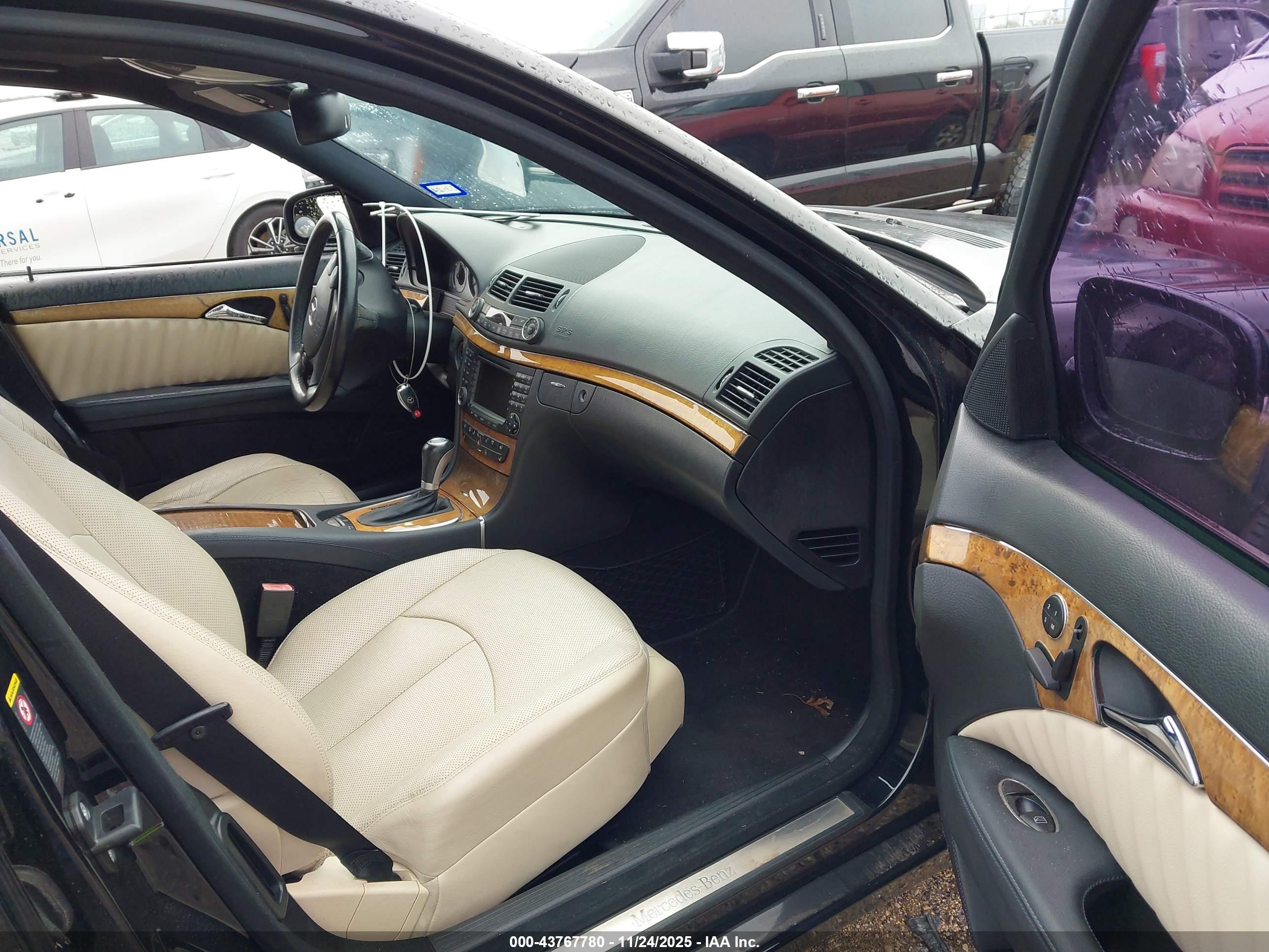 MERCEDES-BENZ E image 5