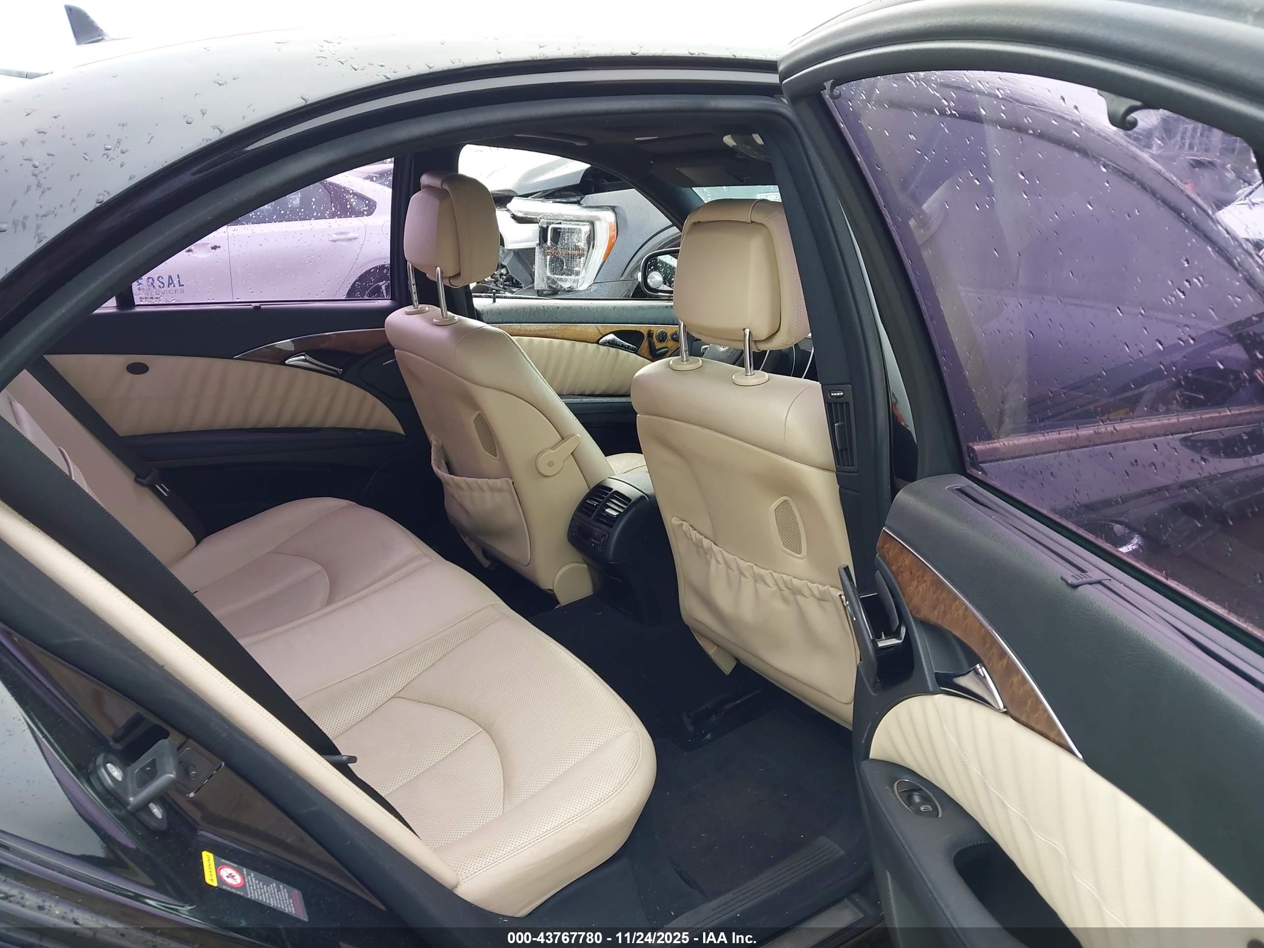 MERCEDES-BENZ E image 8