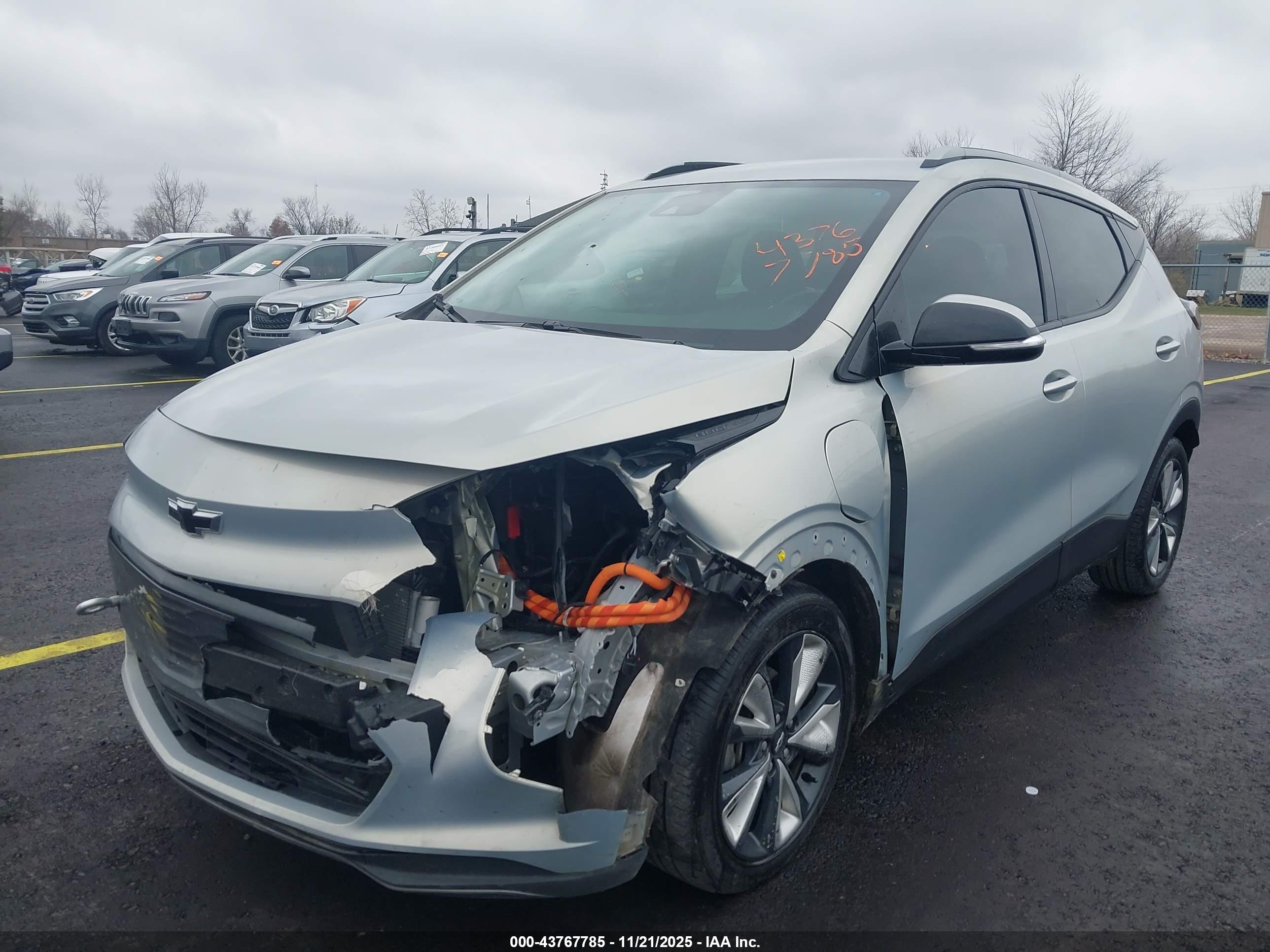 CHEVROLET BOLT image 2