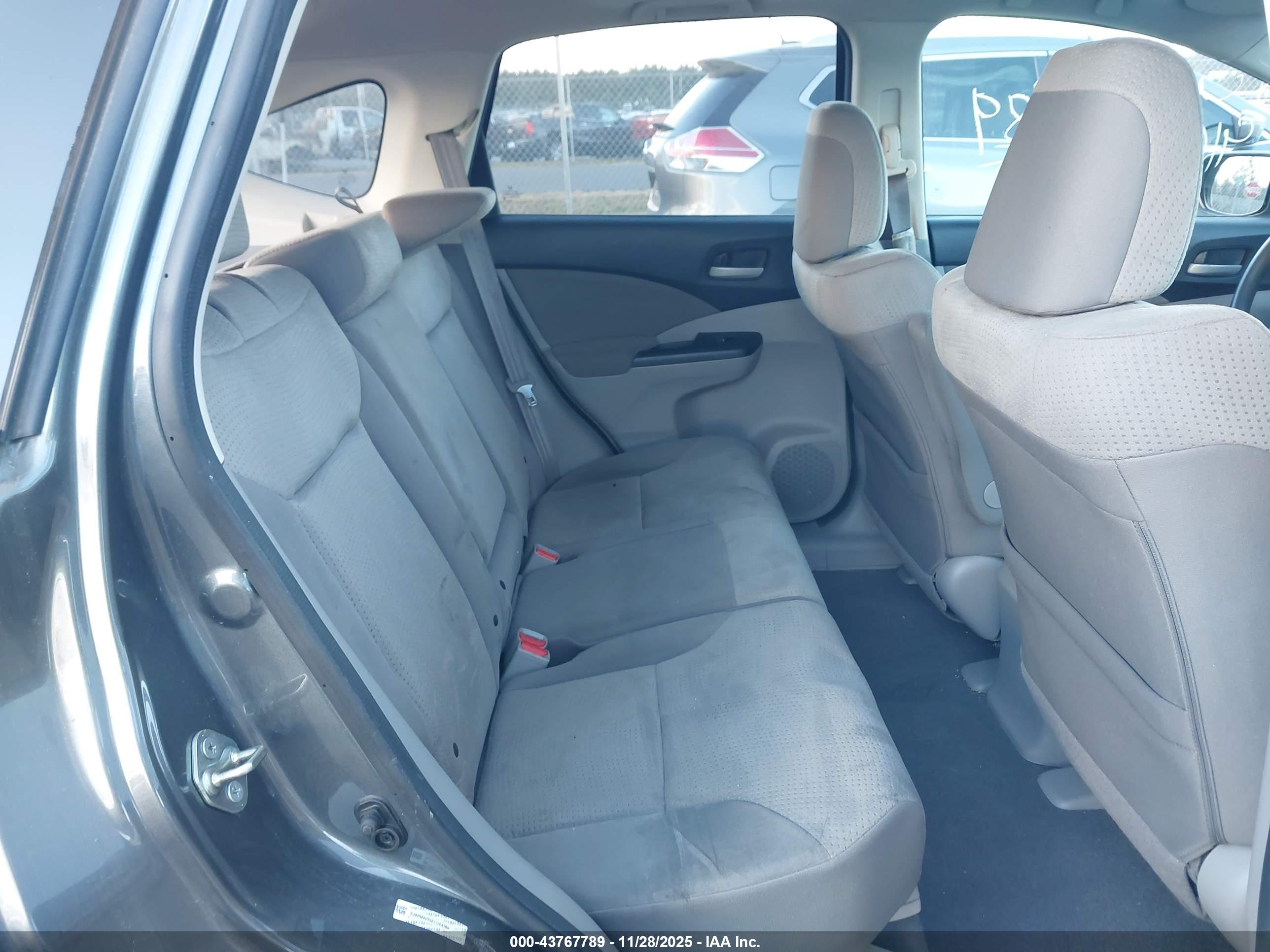 HONDA CR-V image 8