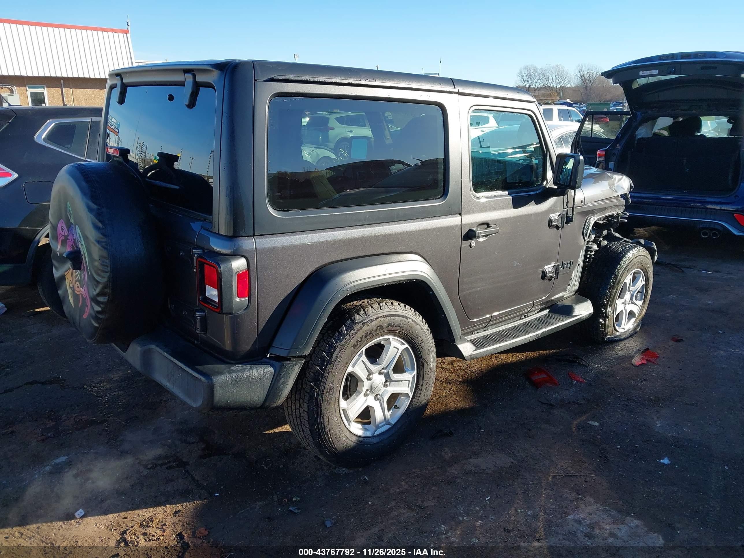 JEEP WRANGLER image 4