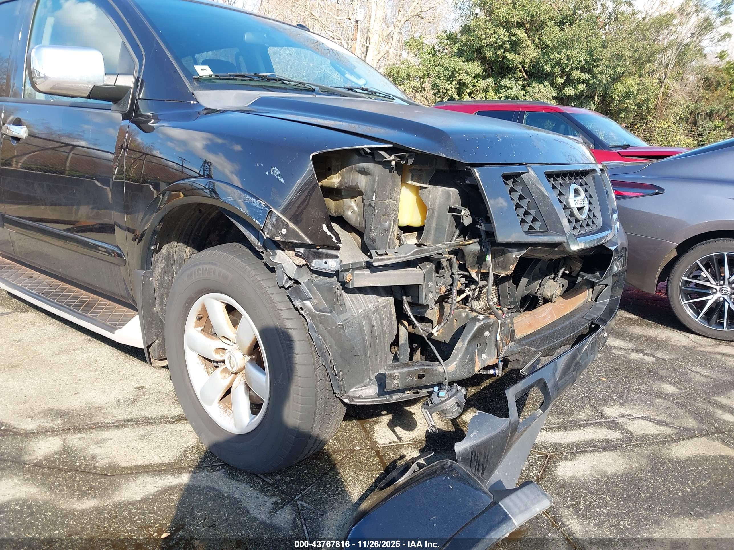 NISSAN ARMADA image 6