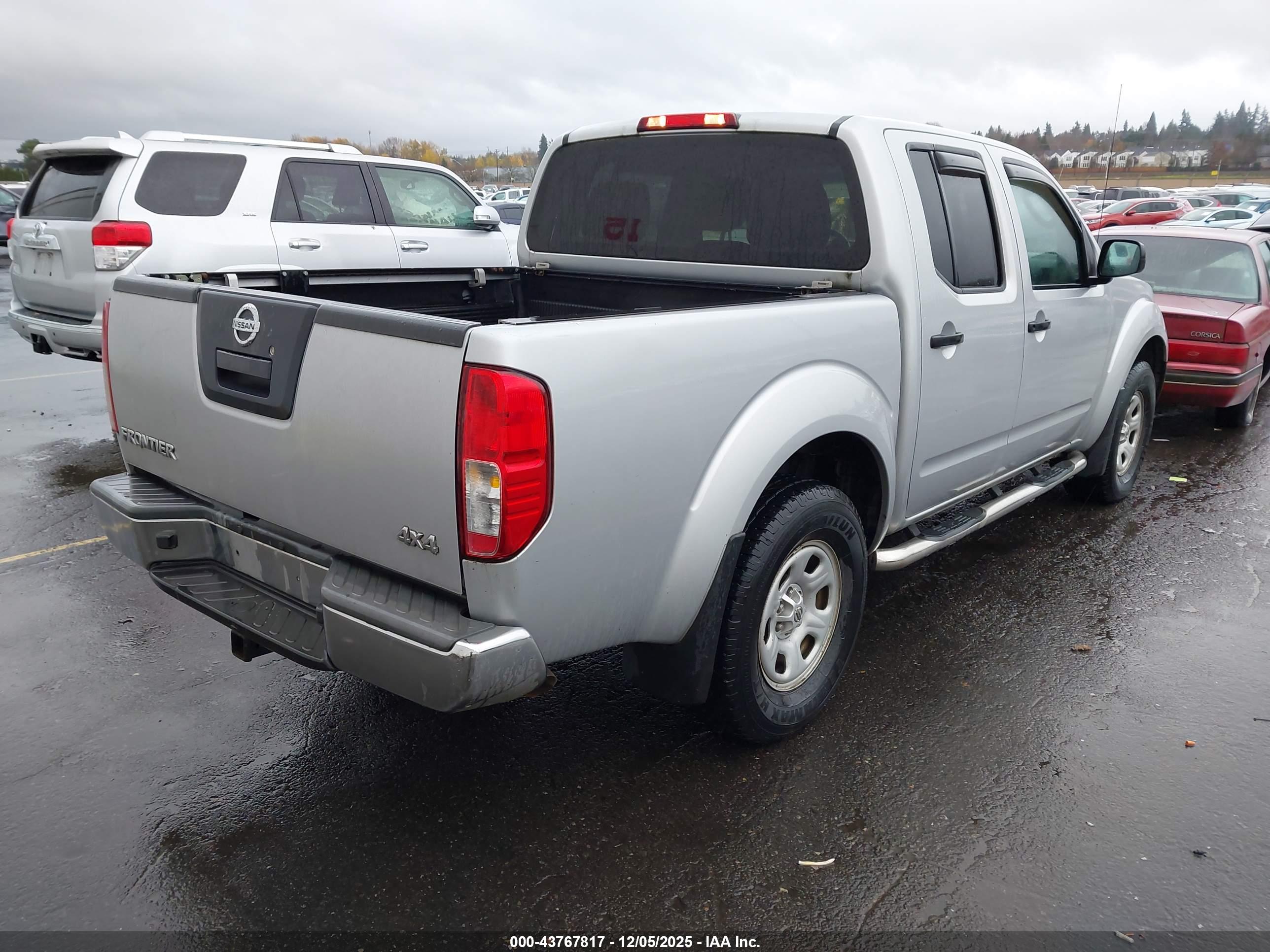 NISSAN FRONTIER image 4