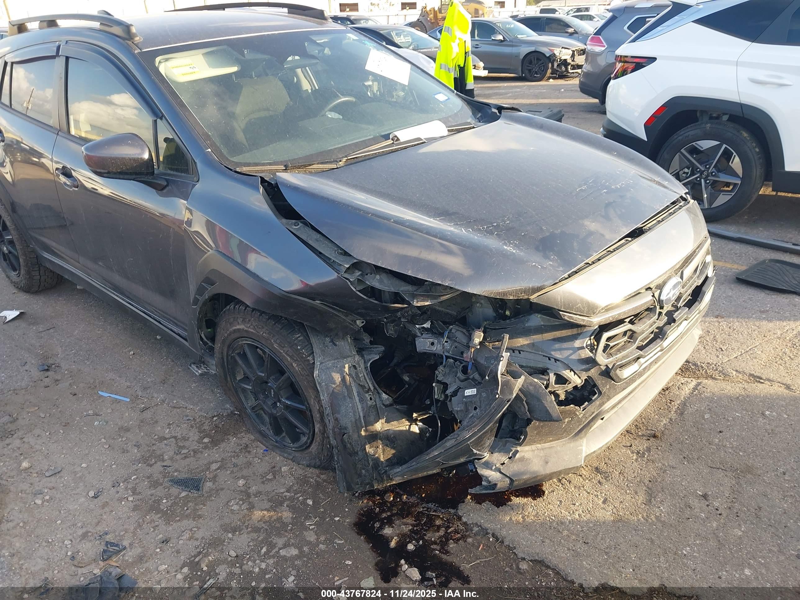 SUBARU CROSSTREK image 6
