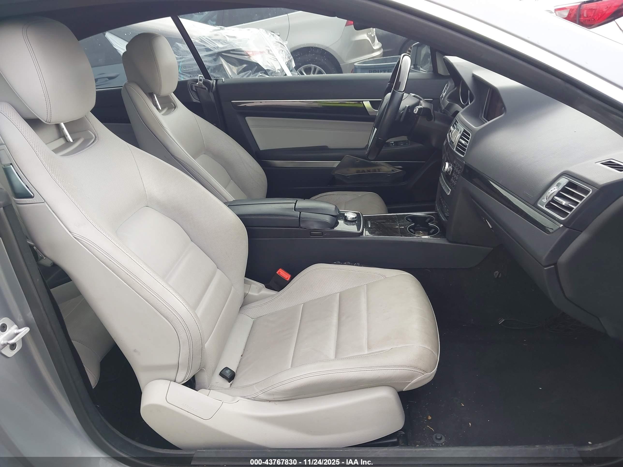 MERCEDES-BENZ E image 5