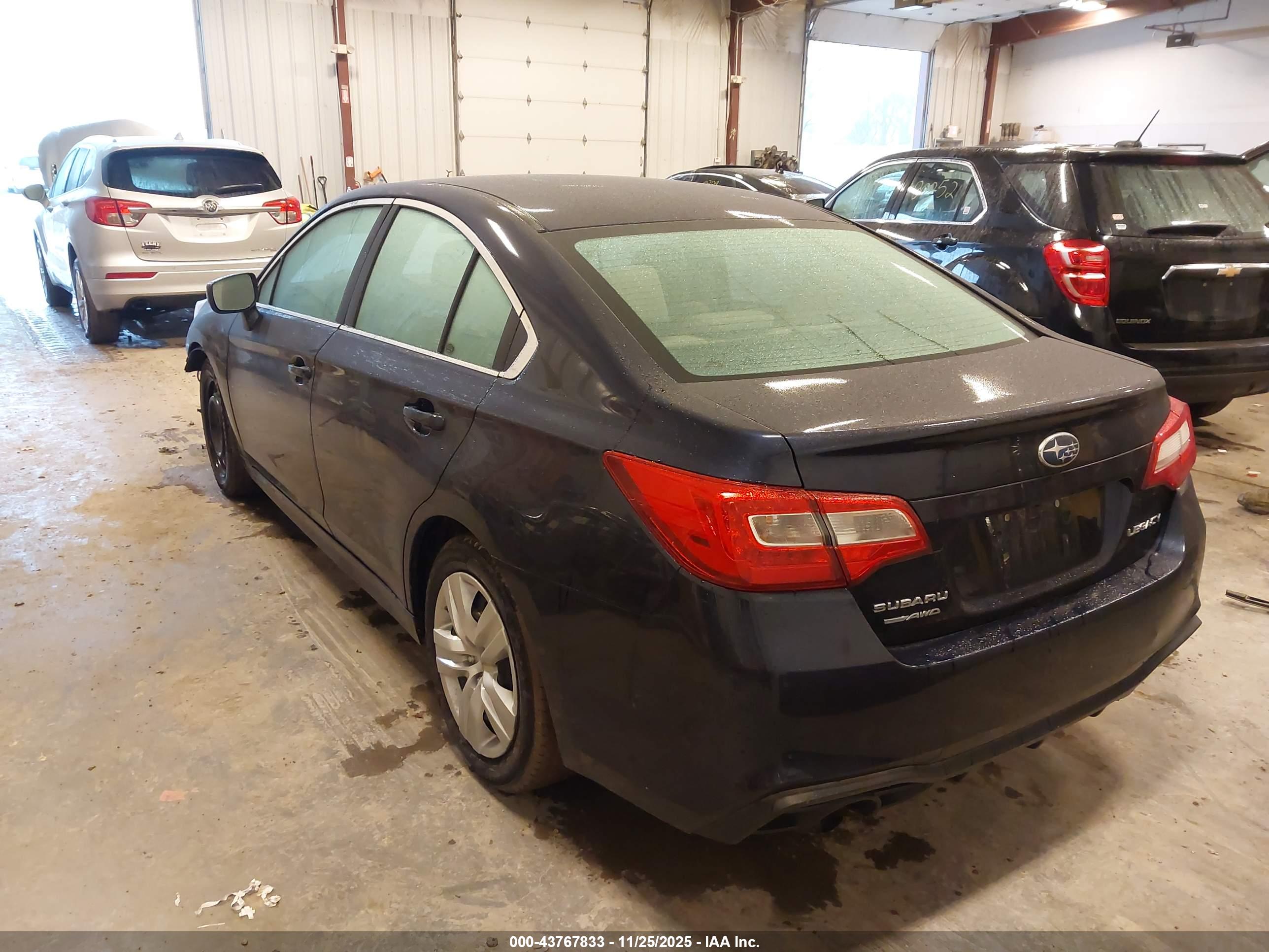SUBARU LEGACY image 3