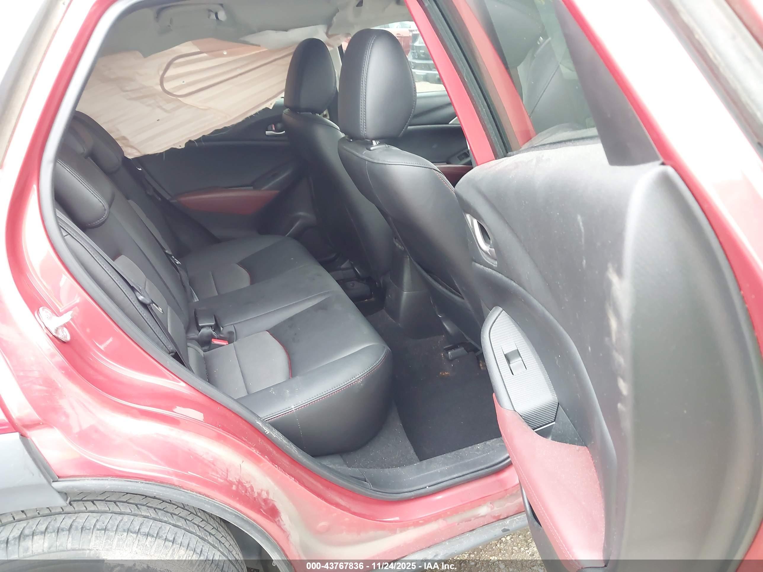 MAZDA CX-3 image 8