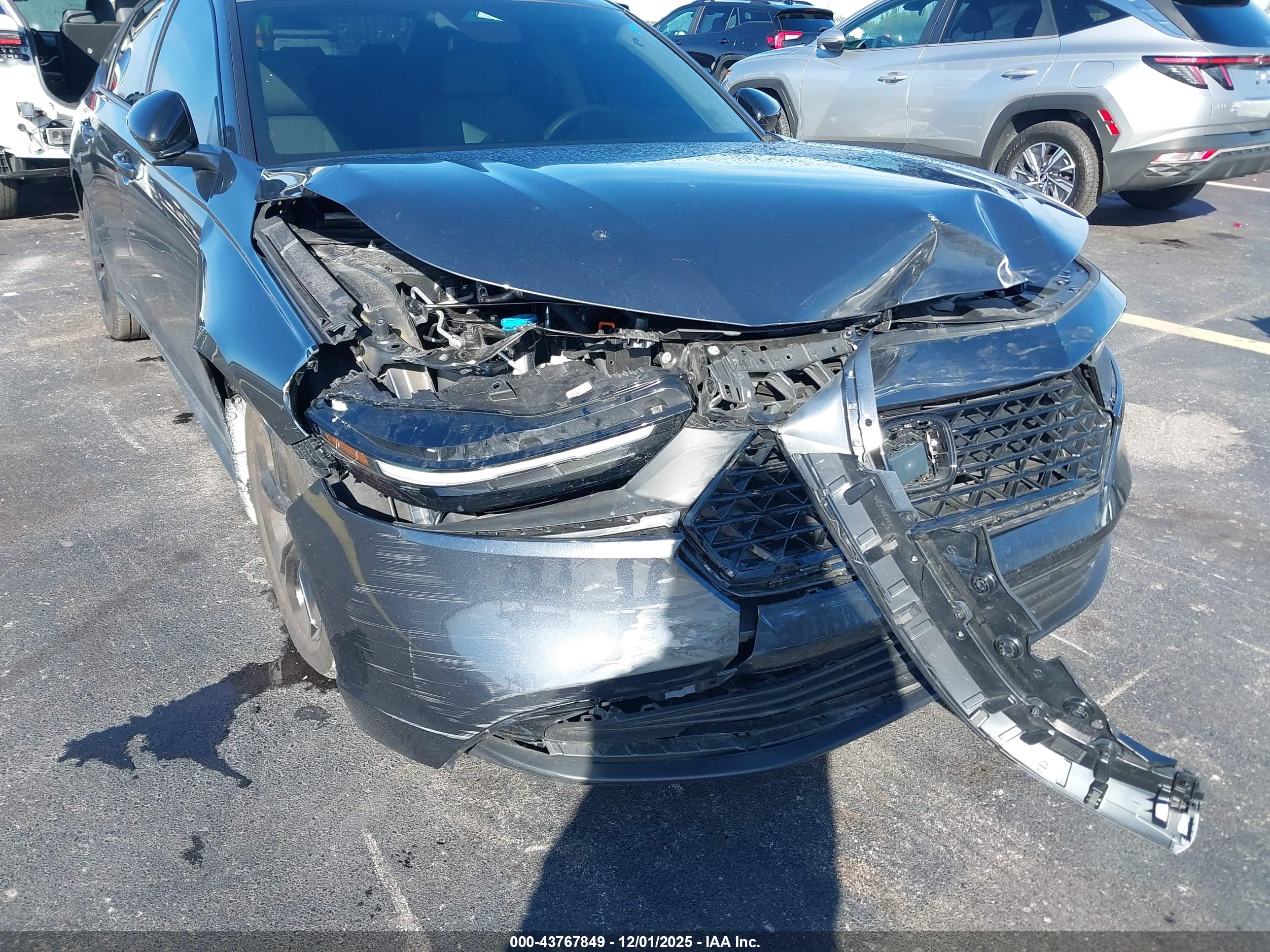 HONDA ACCORD image 6