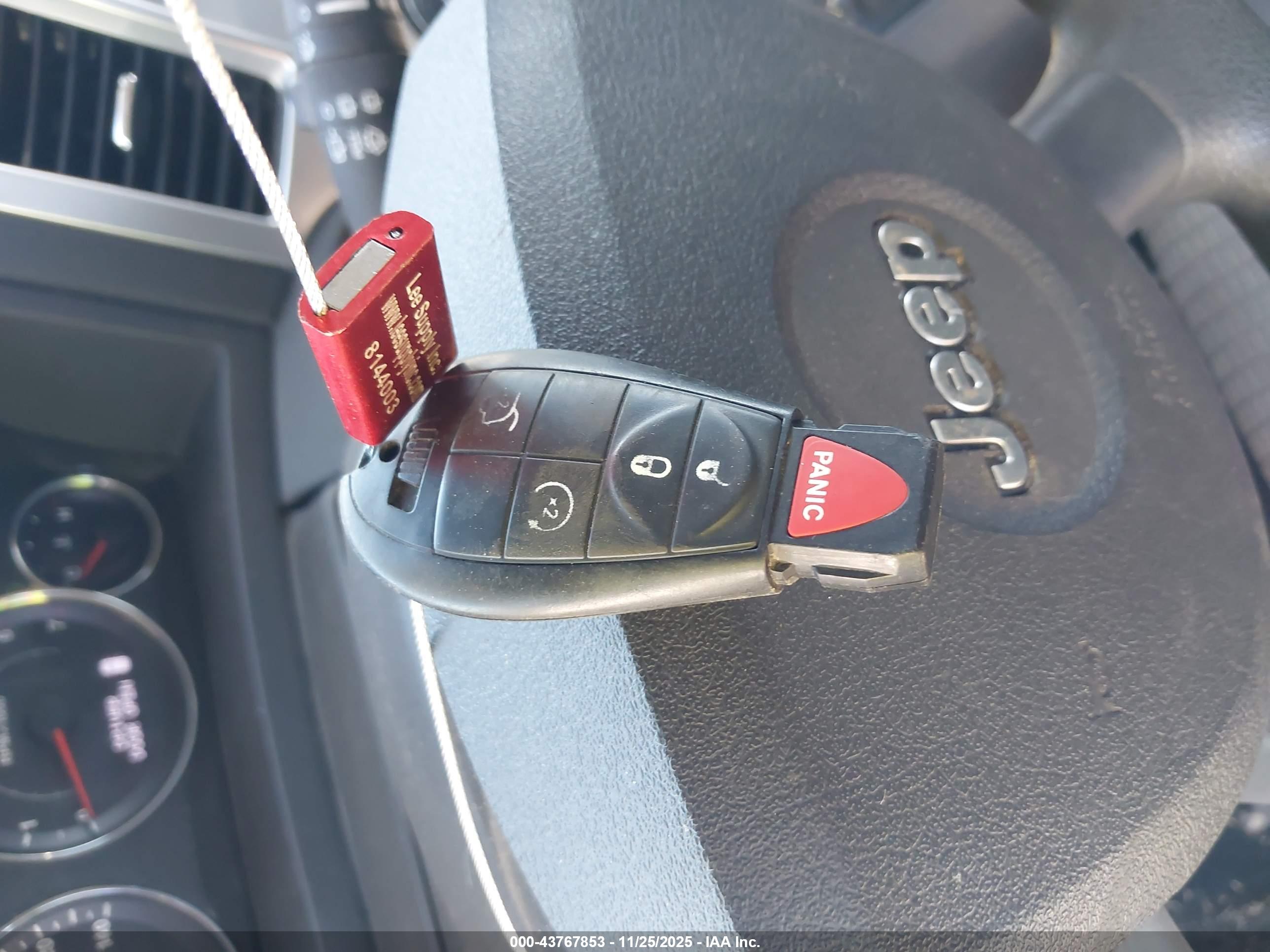 JEEP GRAND image 11