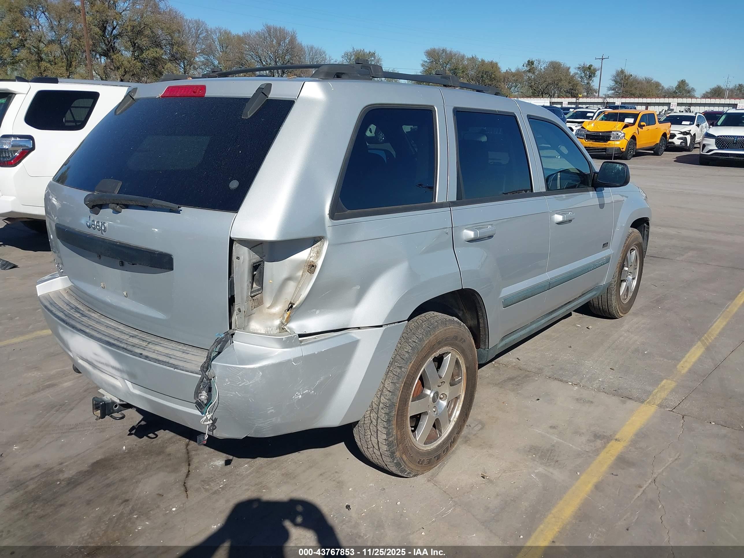 JEEP GRAND image 4