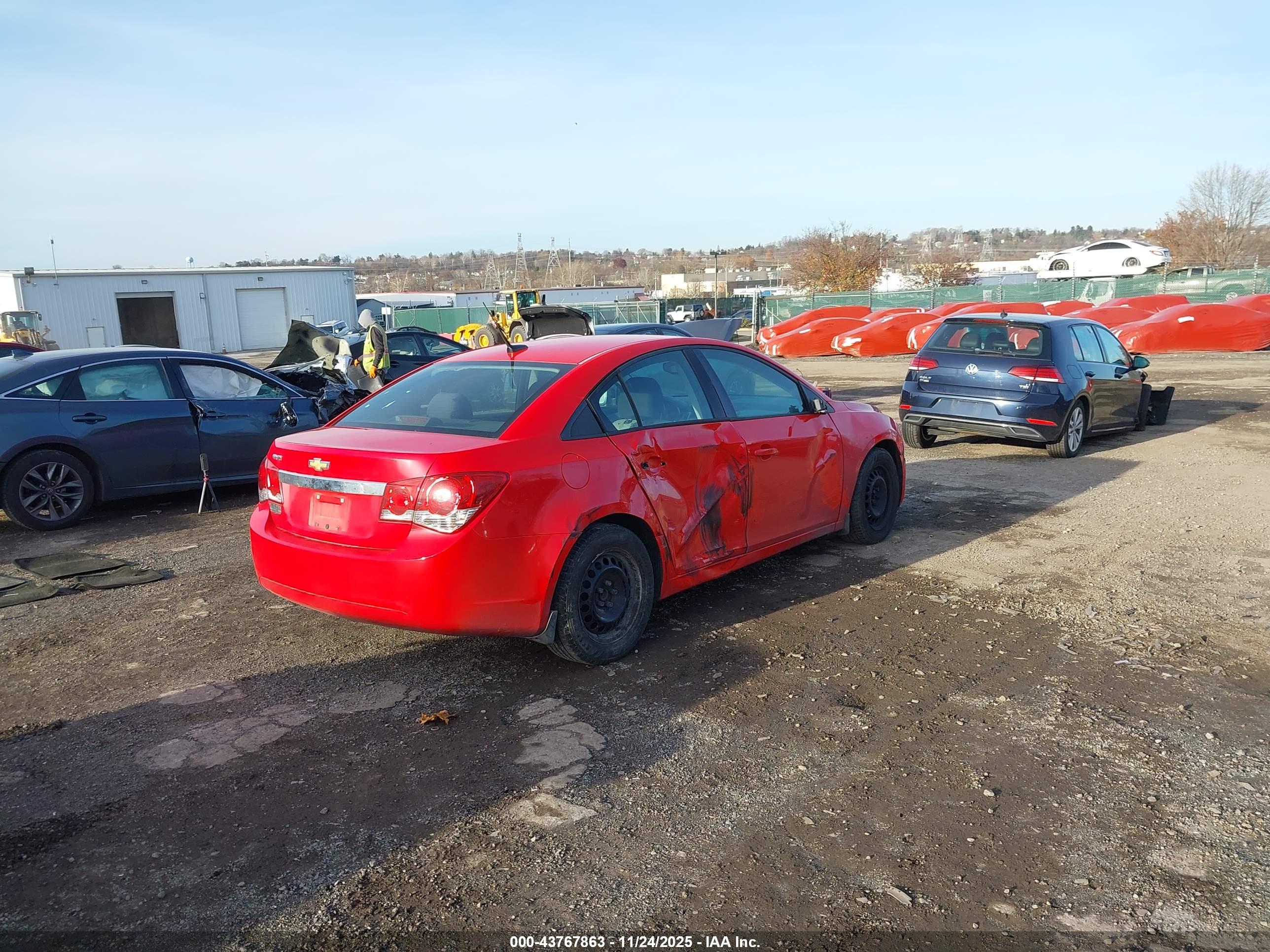 CHEVROLET CRUZE image 4