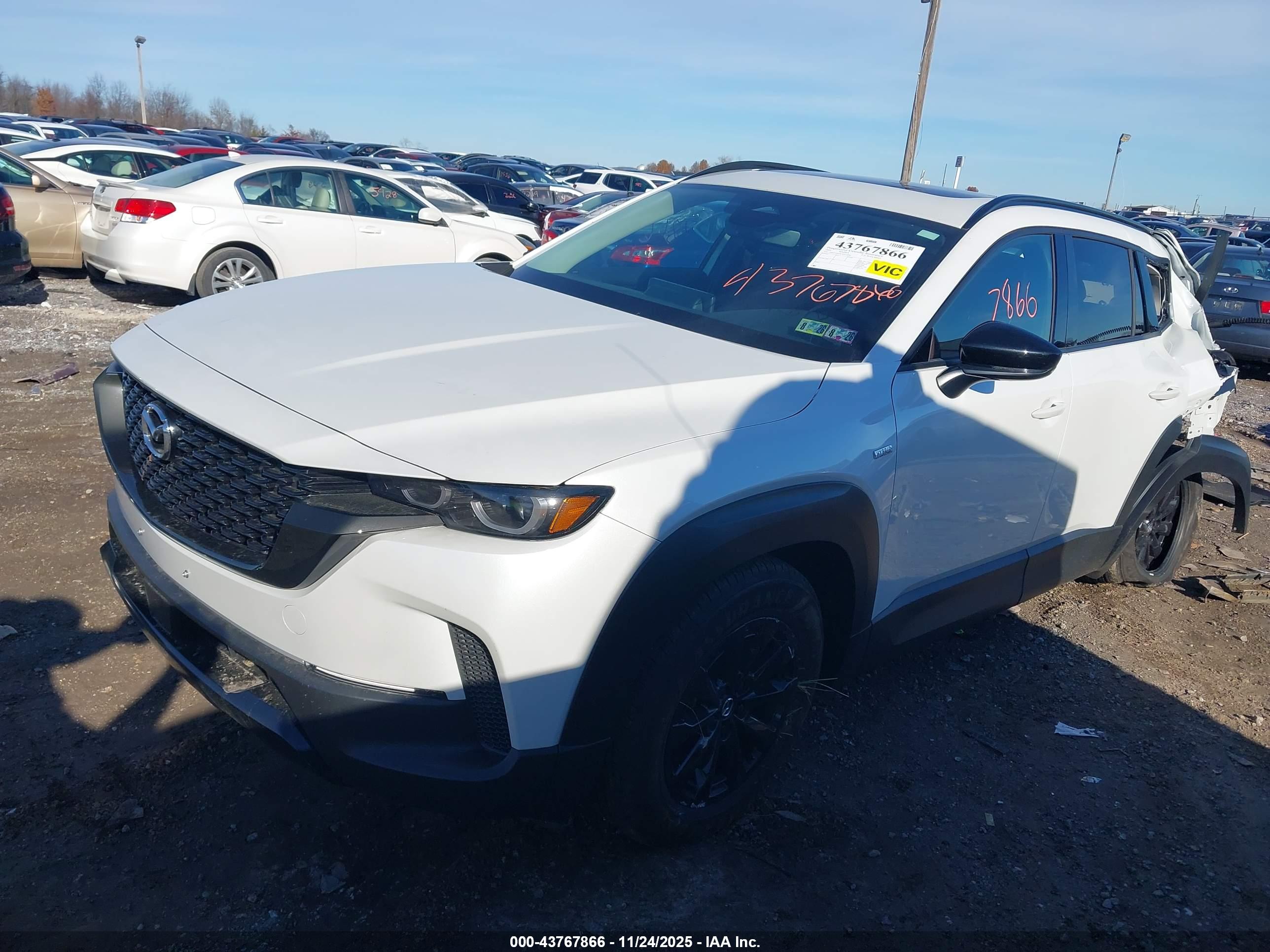 MAZDA CX-50 image 2