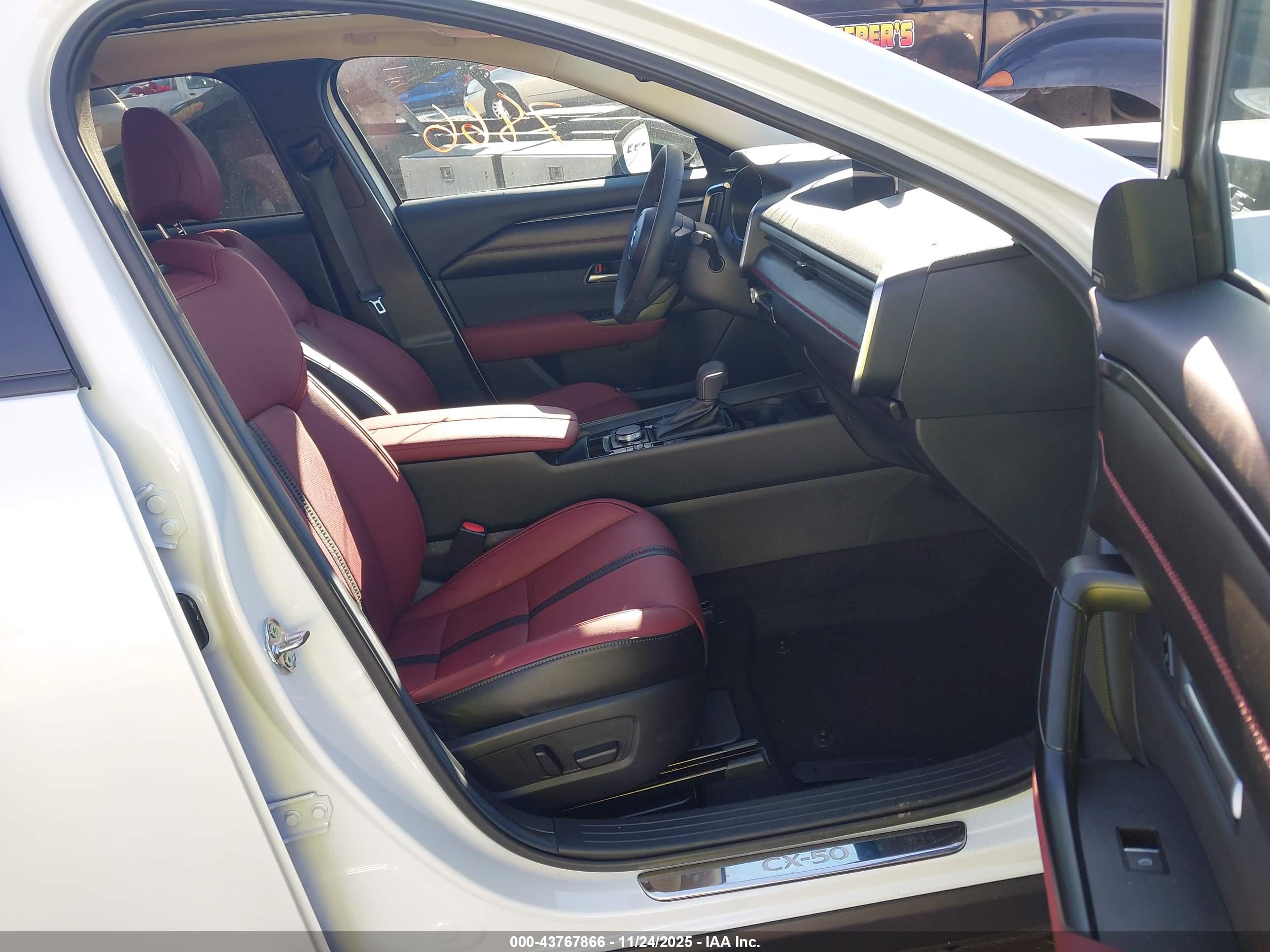 MAZDA CX-50 image 5
