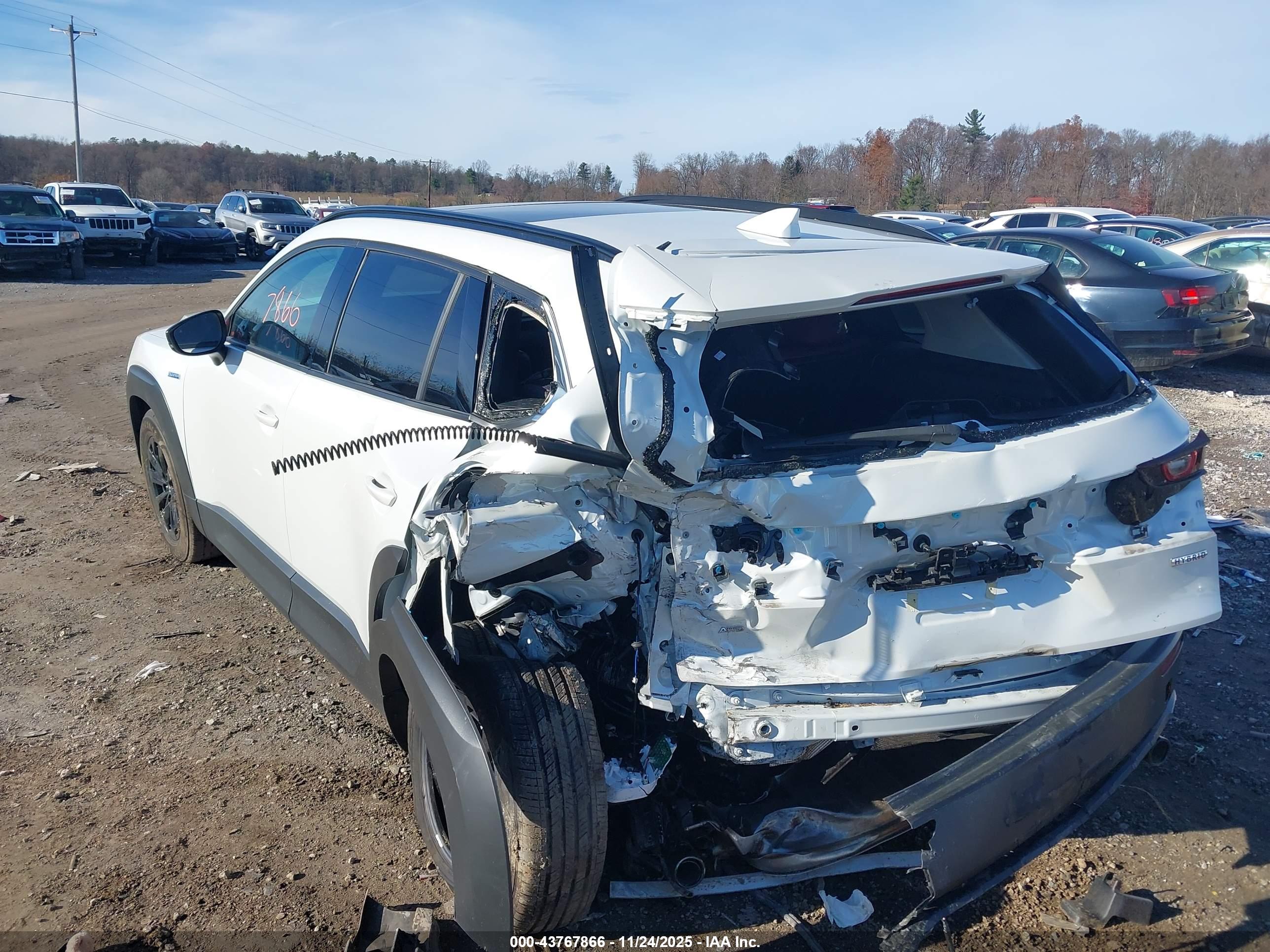 MAZDA CX-50 image 6