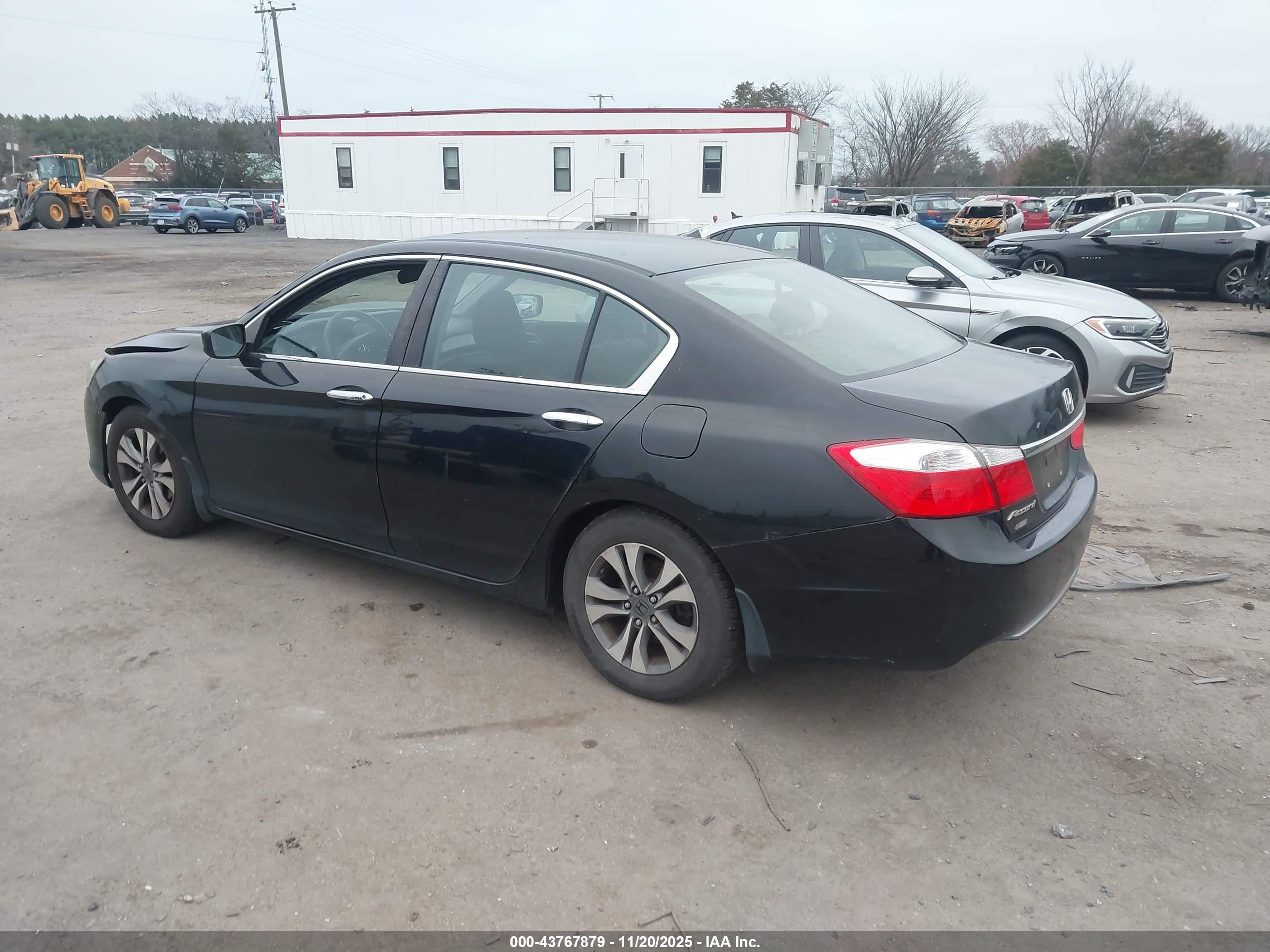 HONDA ACCORD image 3