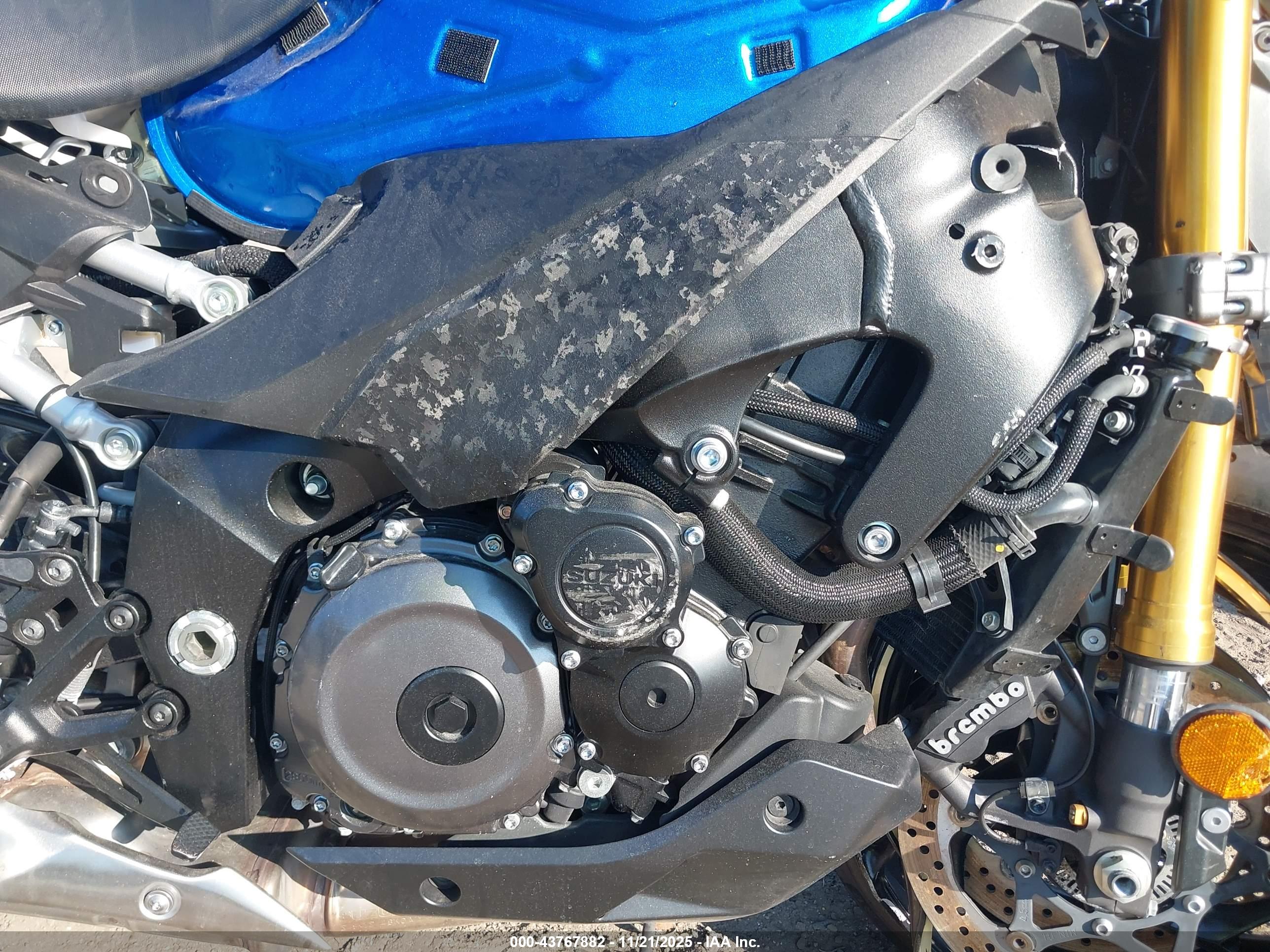 SUZUKI GSX-S1000 image 8