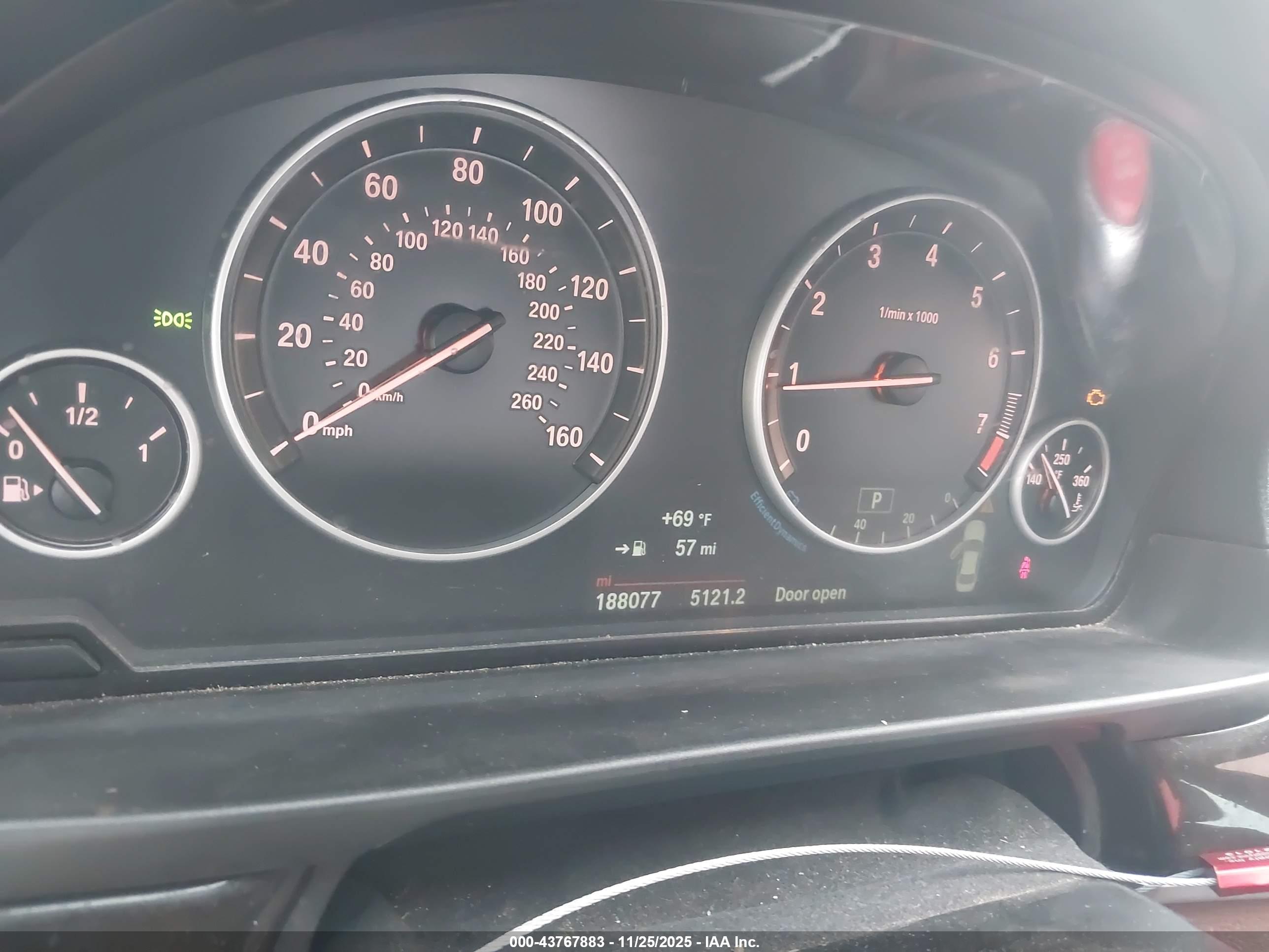 BMW 528I image 7