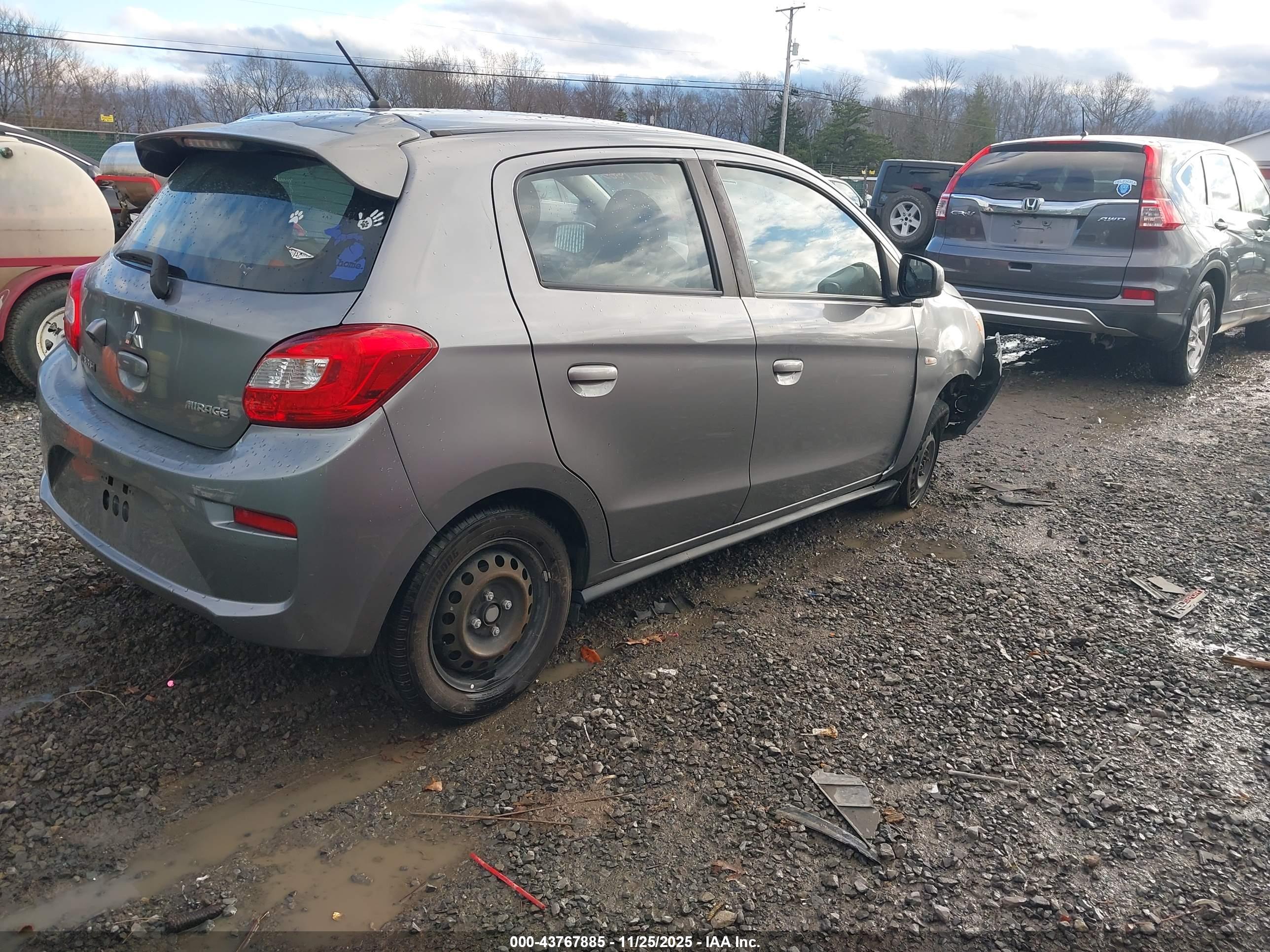 MITSUBISHI MIRAGE image 4