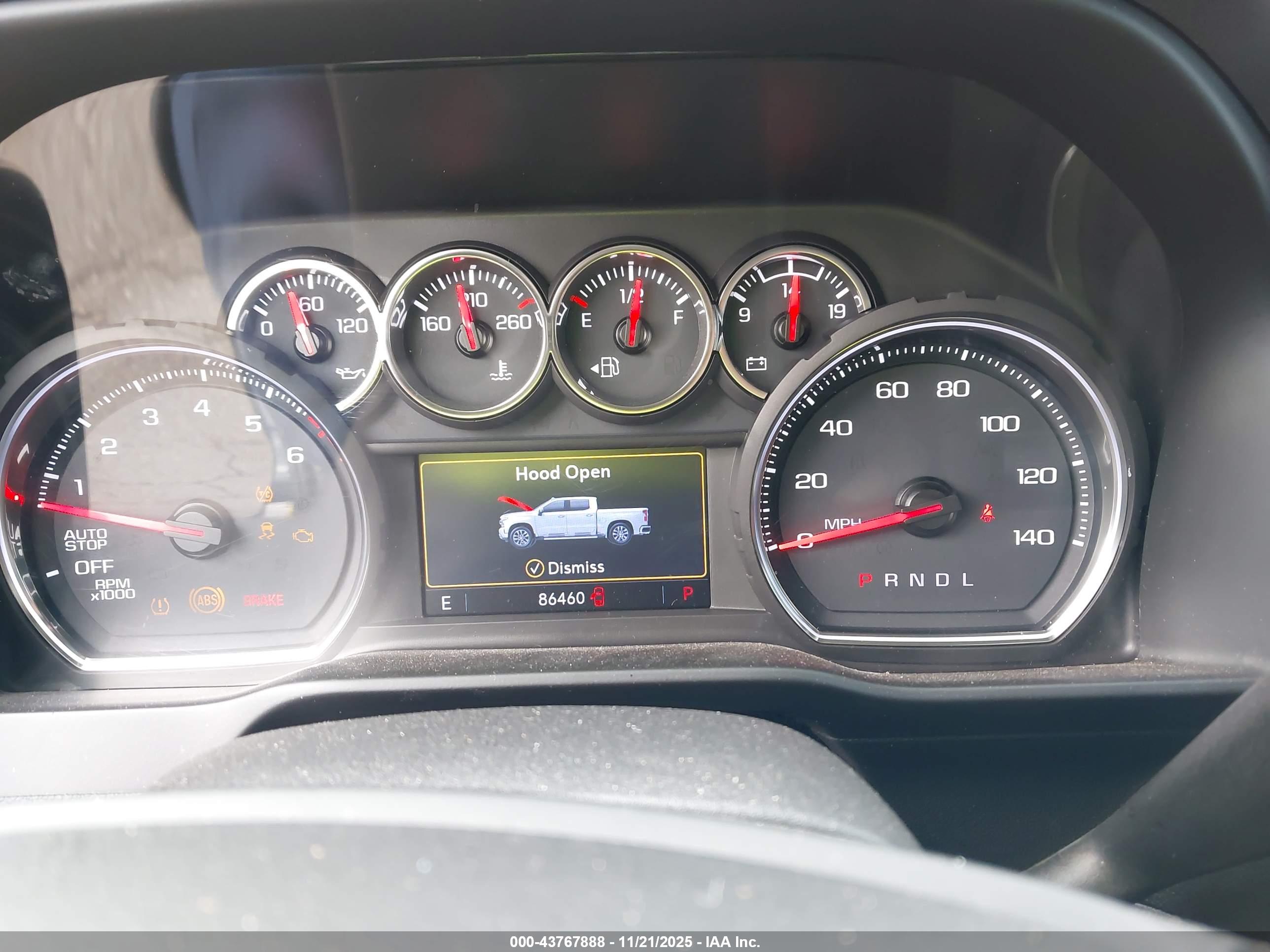 CHEVROLET SILVERADO image 7