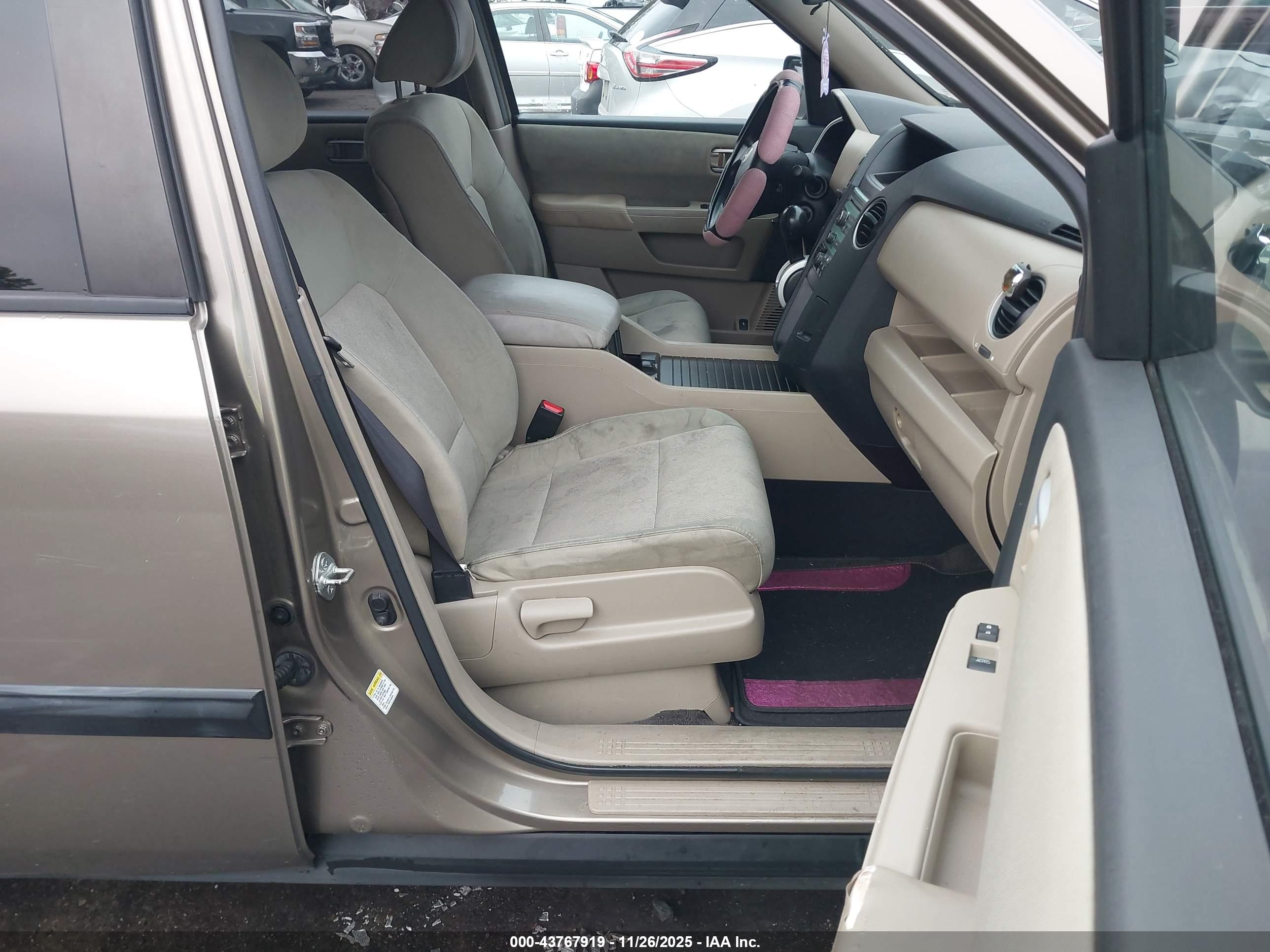 HONDA PILOT image 5