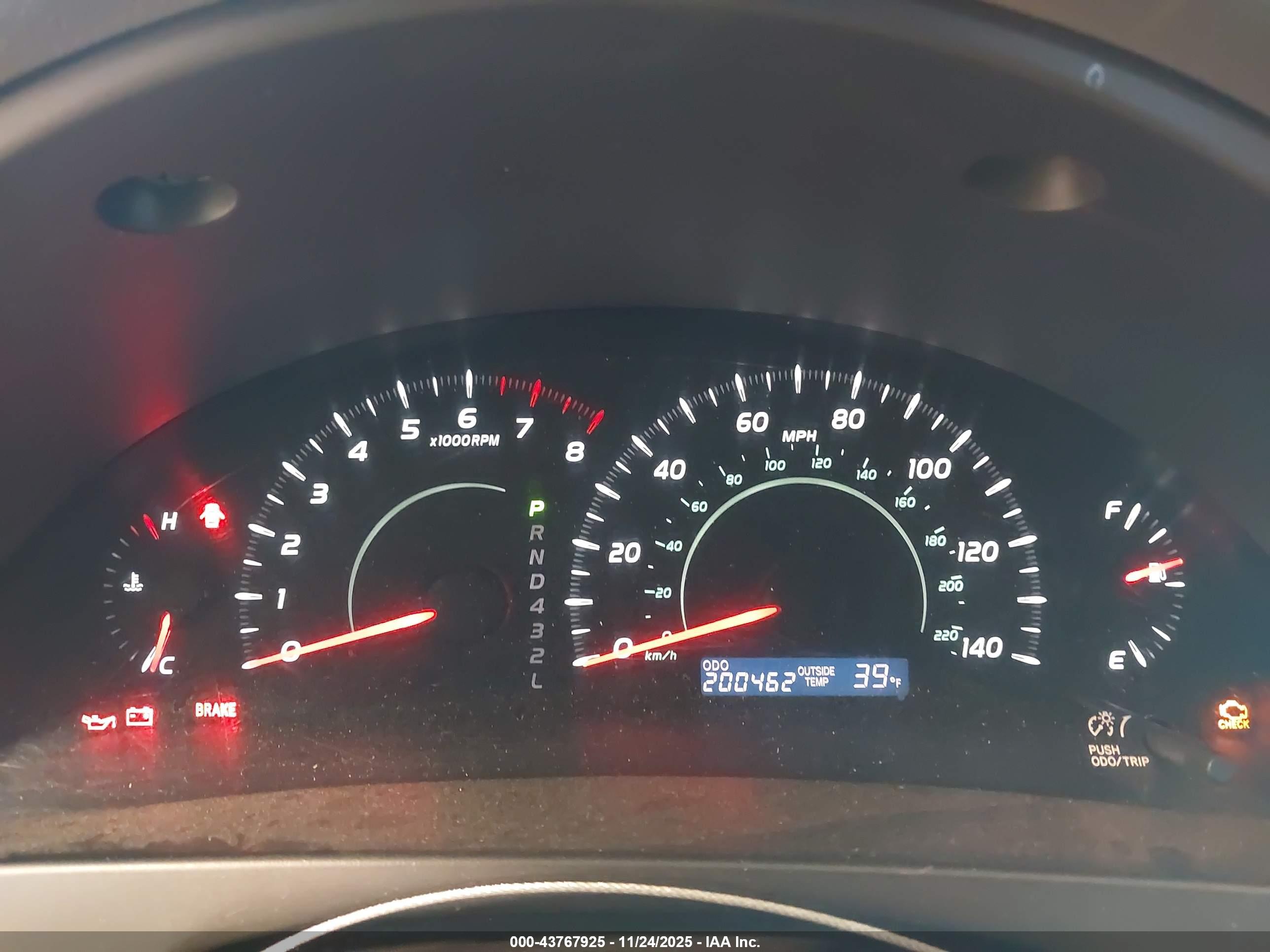 TOYOTA CAMRY image 7