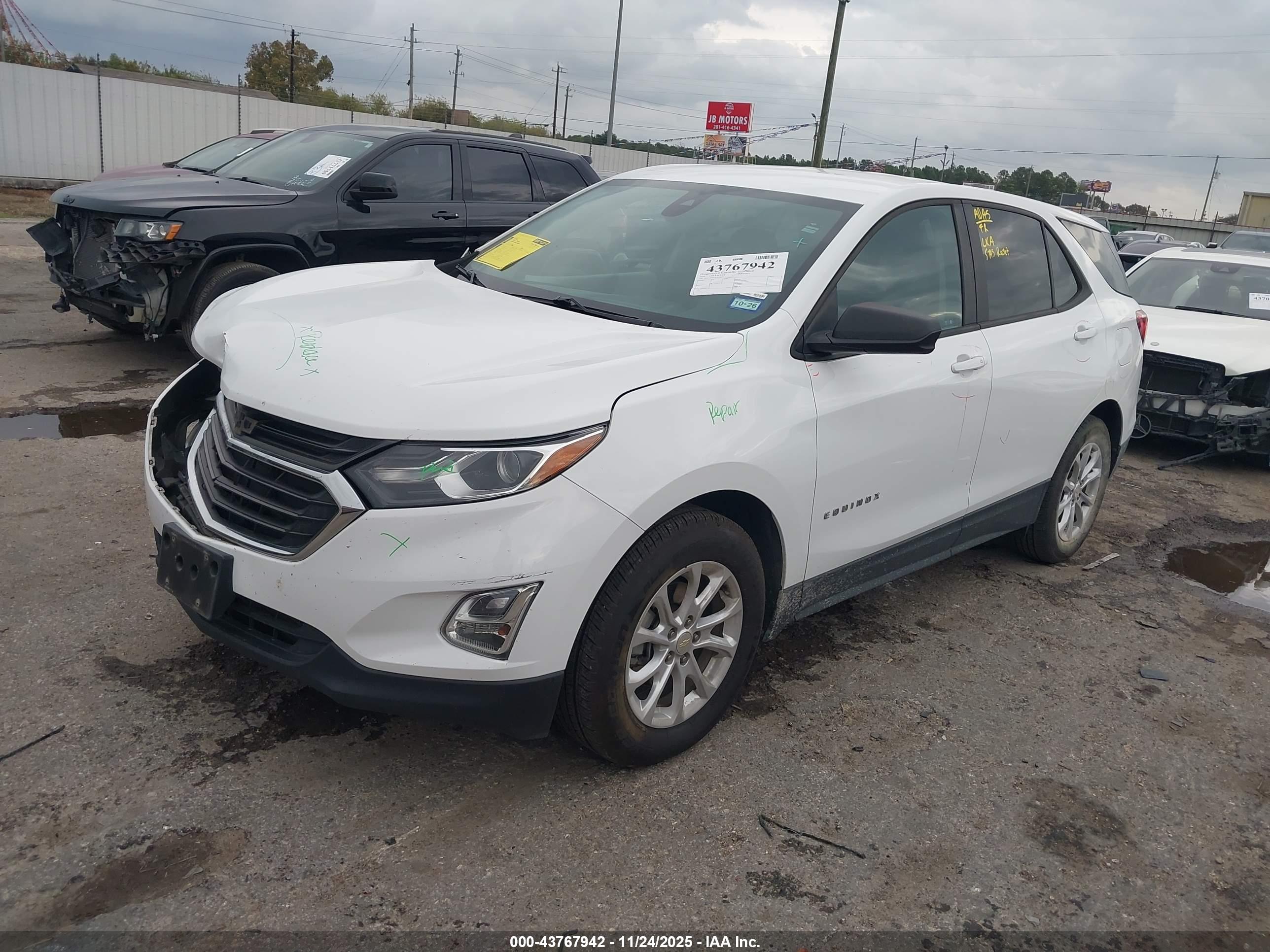 CHEVROLET EQUINOX image 2