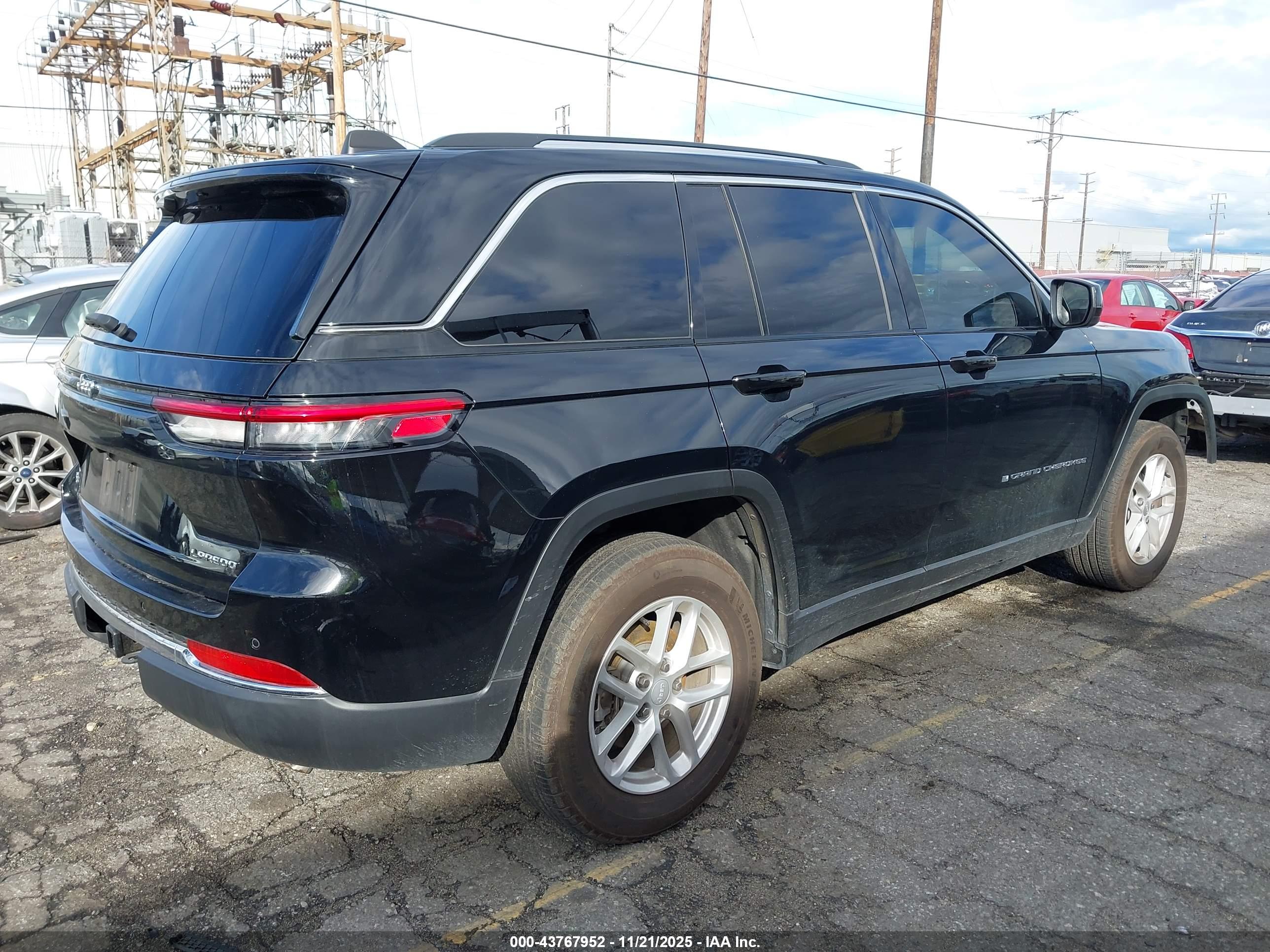 JEEP GRAND image 4