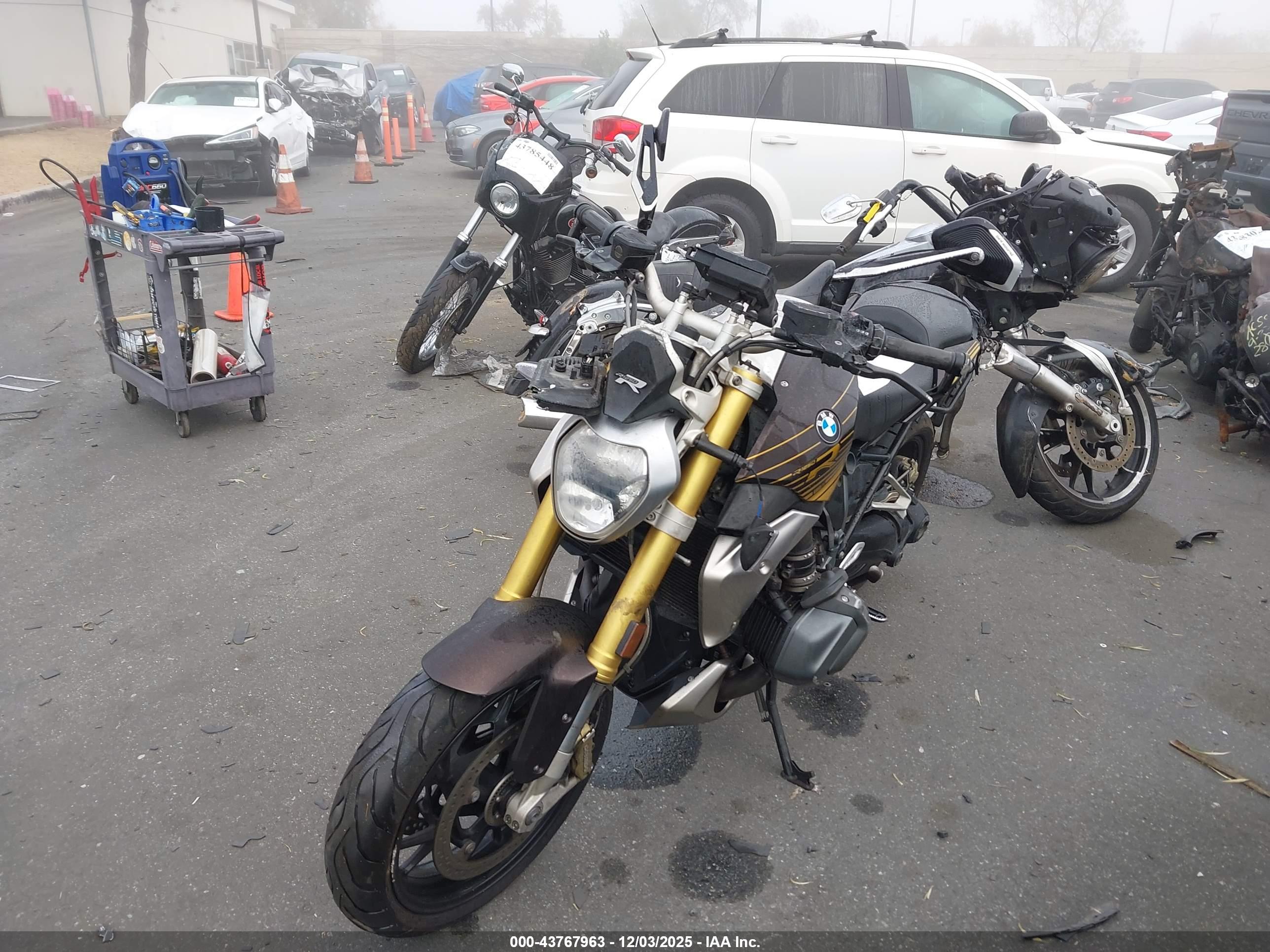 BMW R image 2