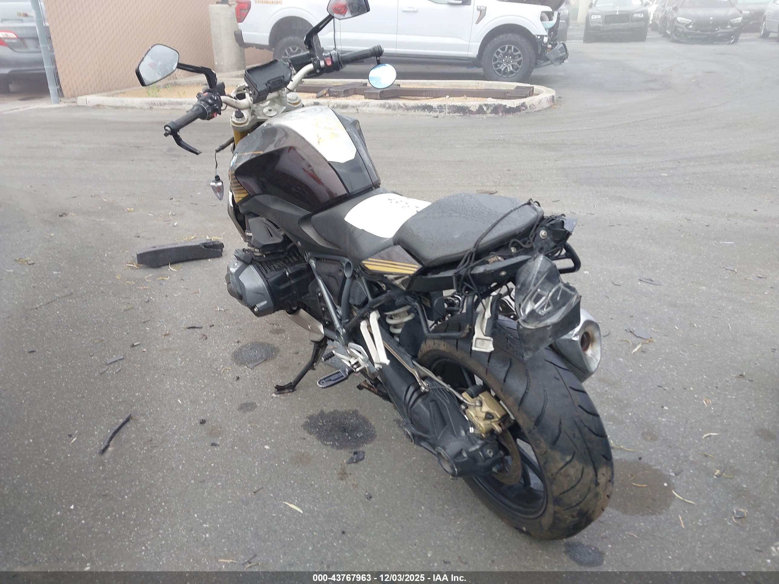BMW R image 3