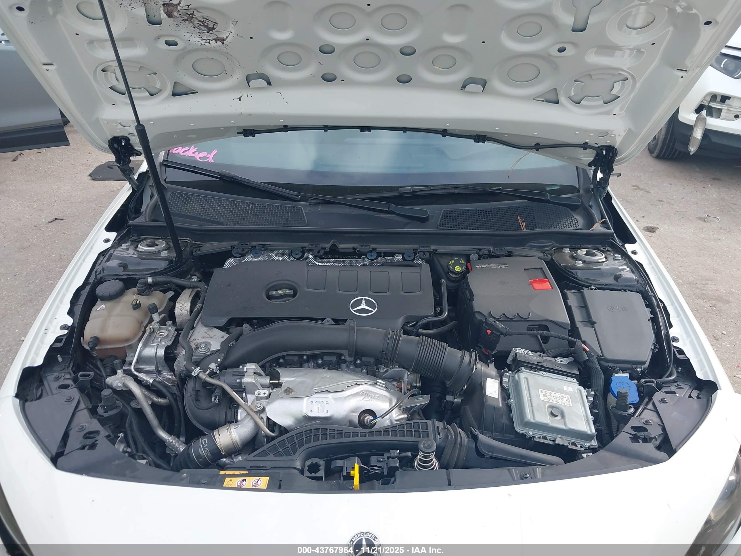 MERCEDES-BENZ A image 10