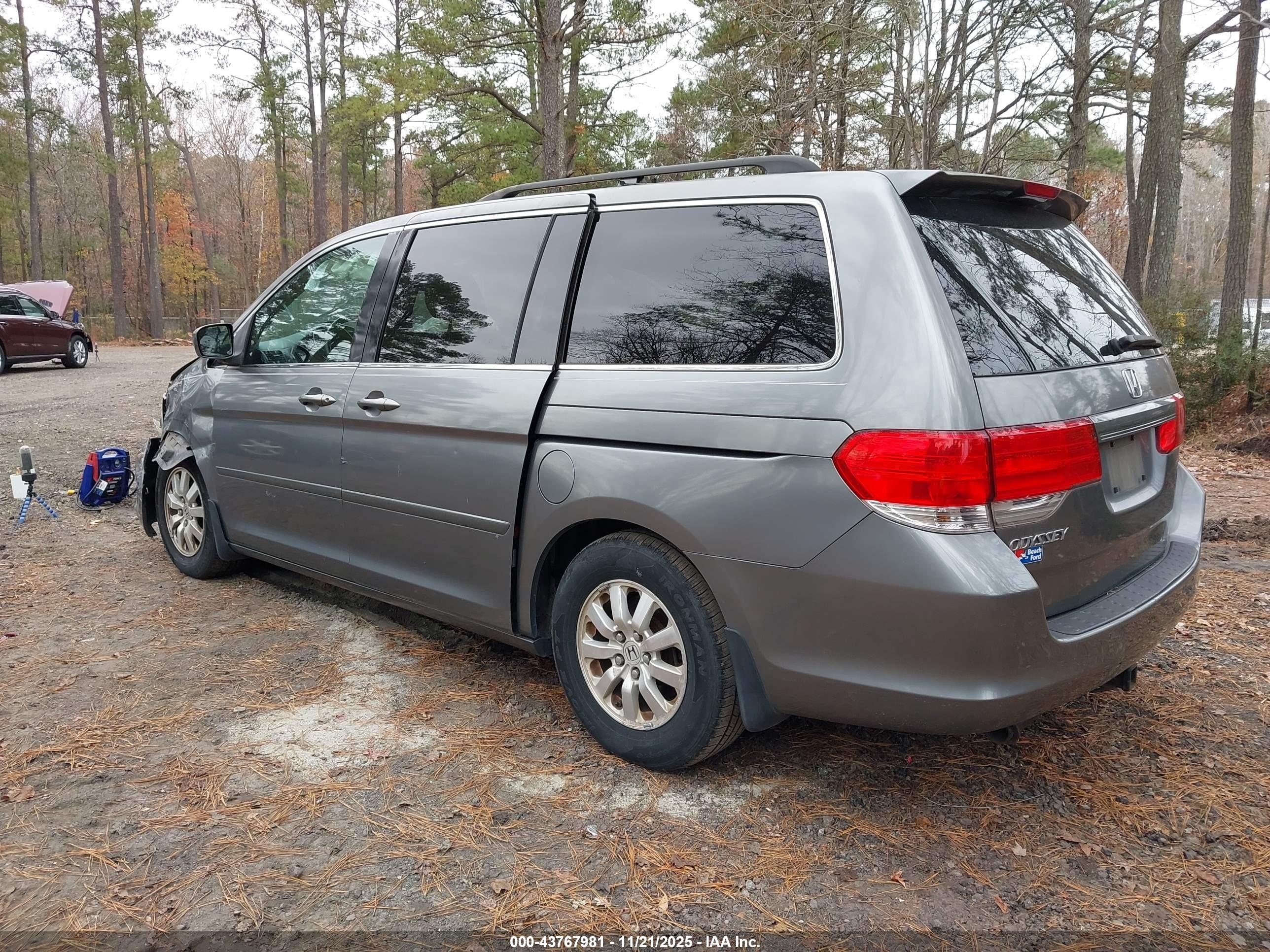 HONDA ODYSSEY image 3