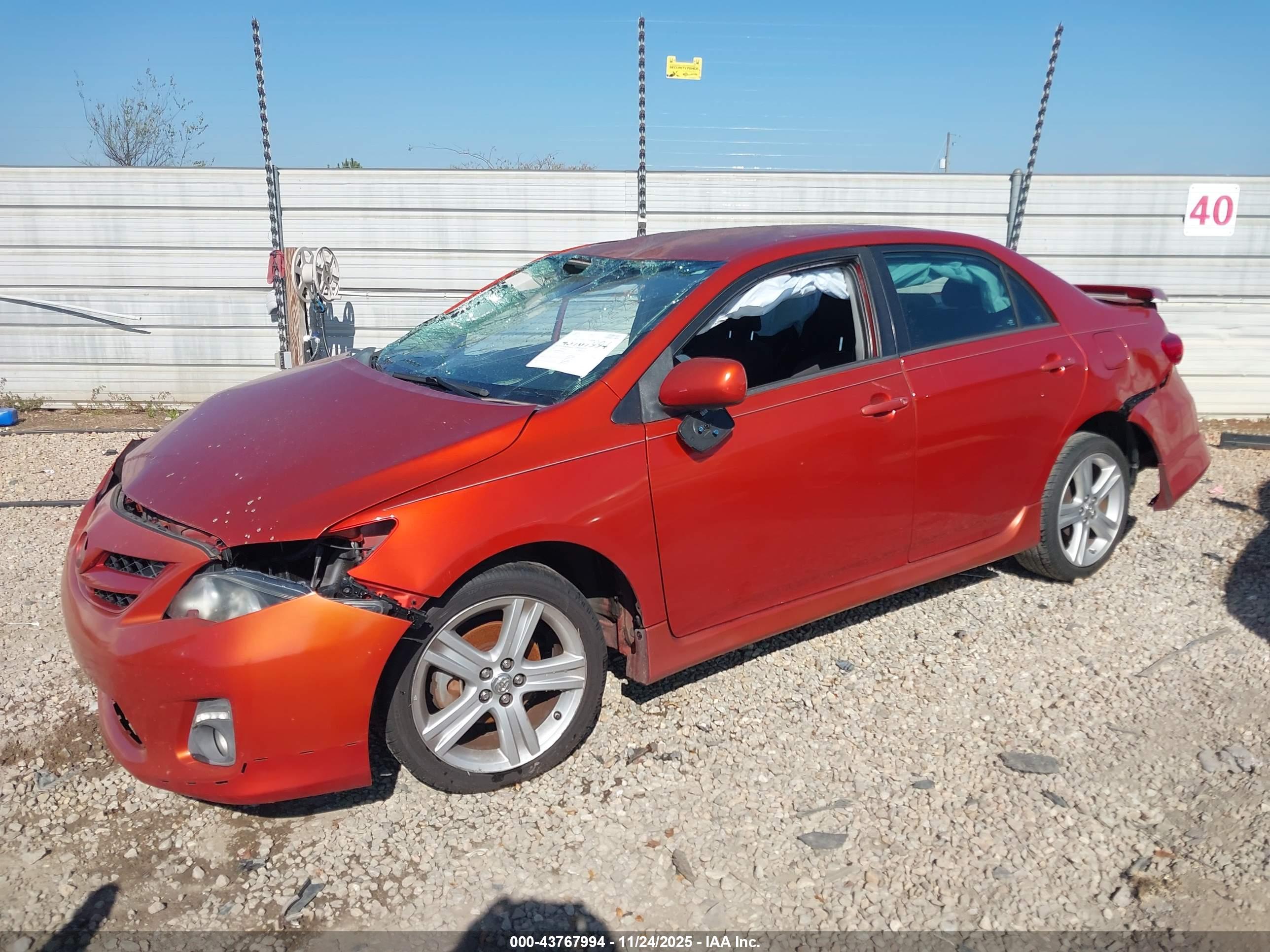 TOYOTA COROLLA image 2