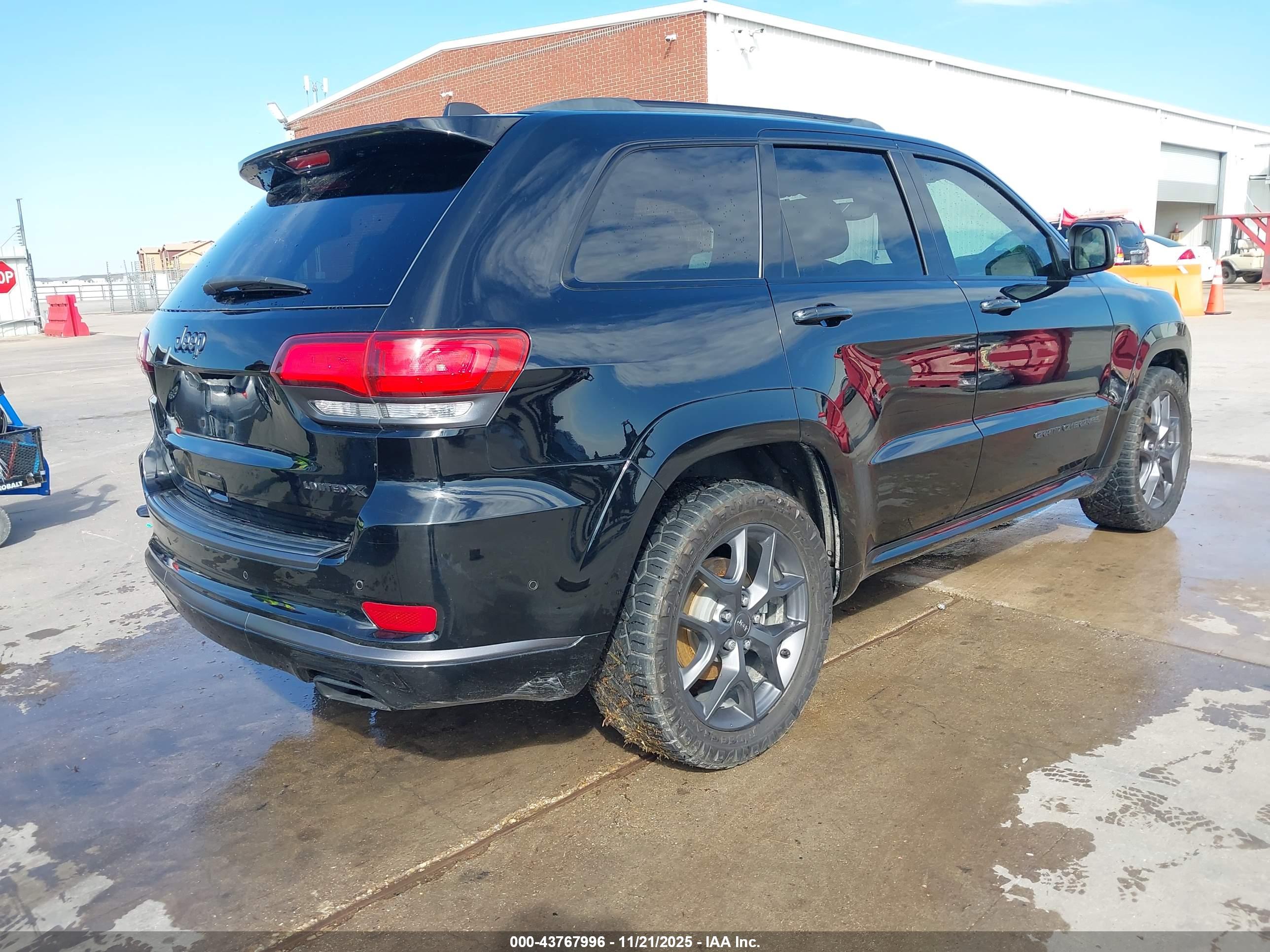 JEEP GRAND image 4
