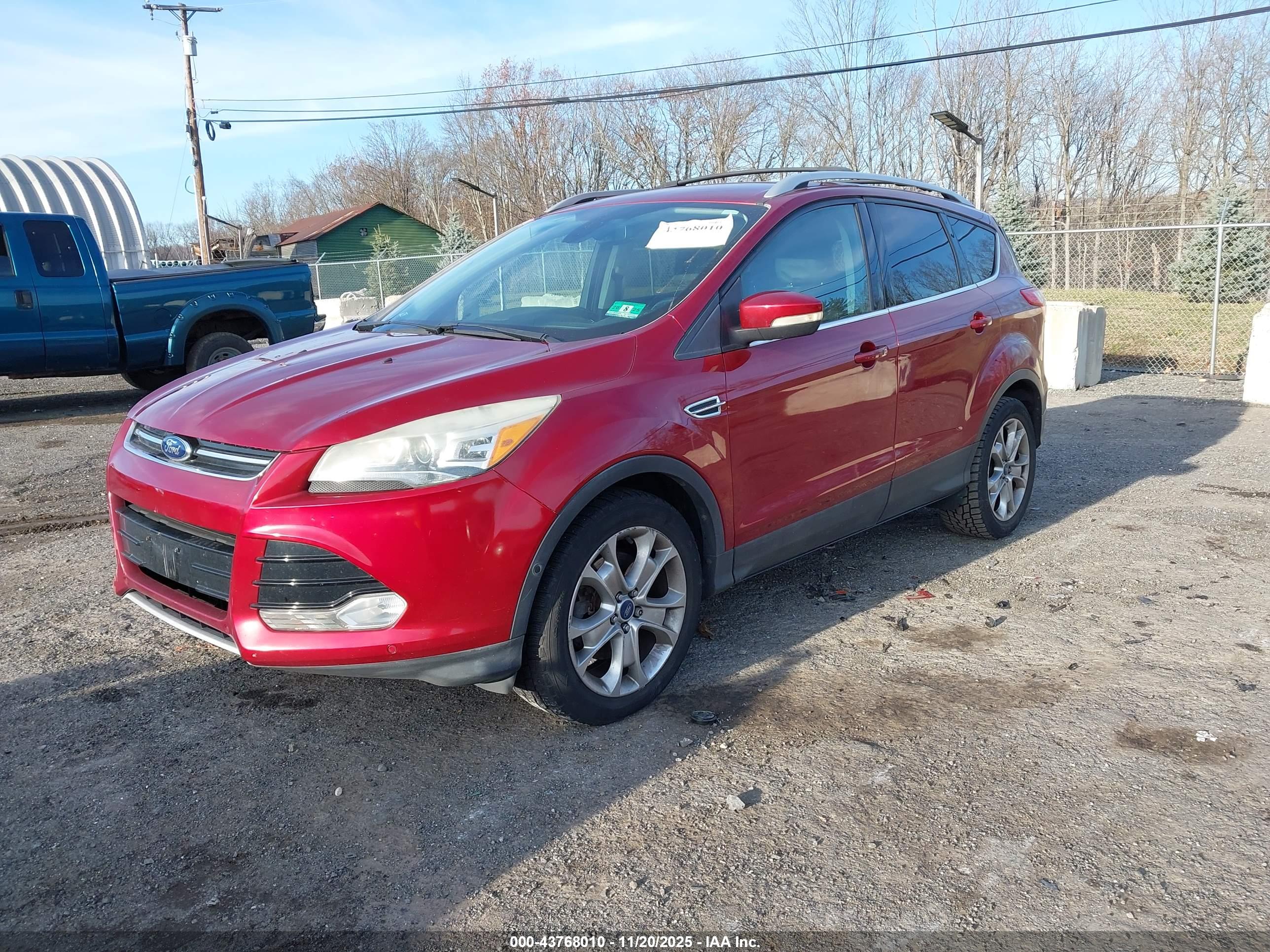 FORD ESCAPE image 2