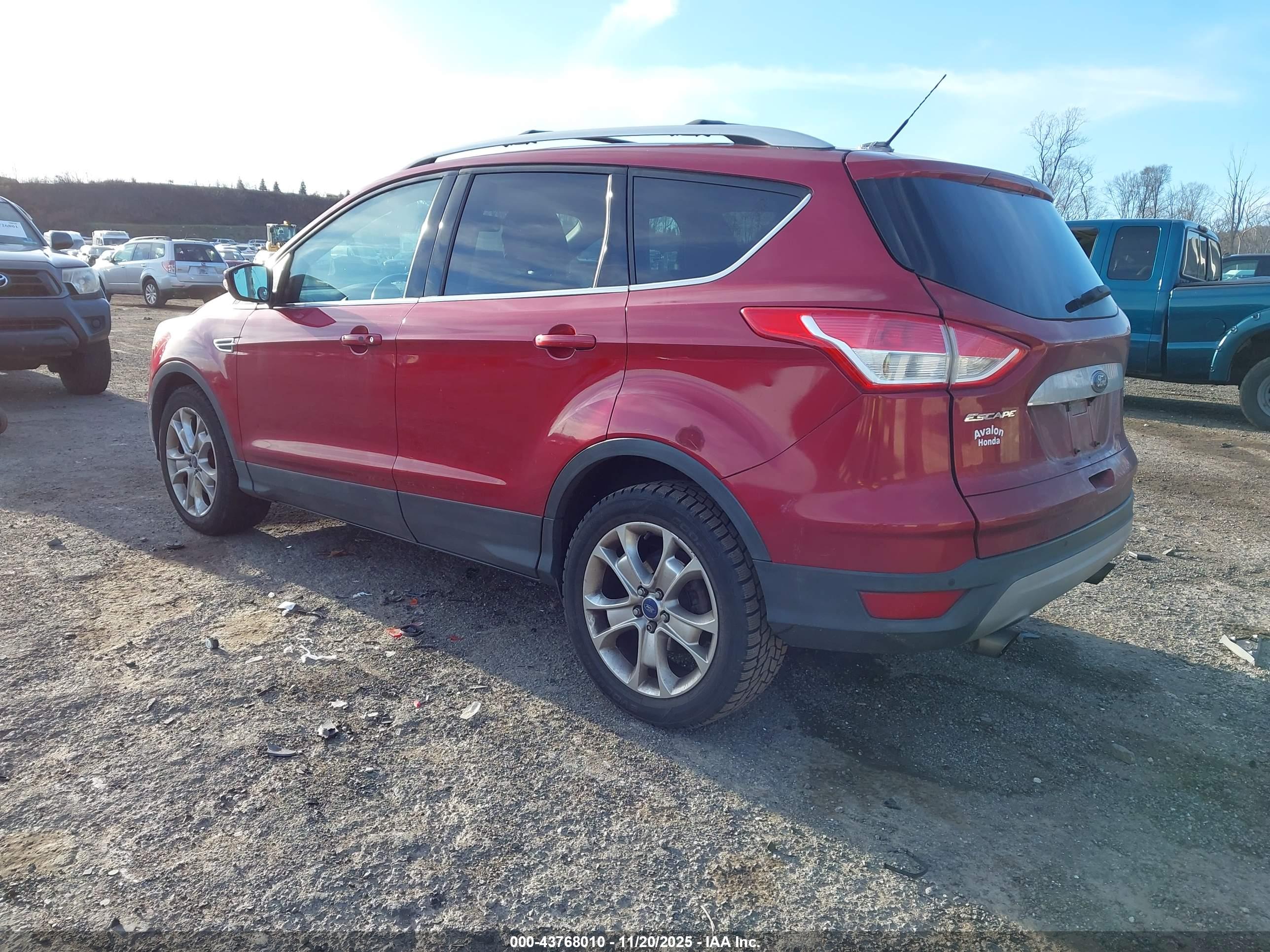 FORD ESCAPE image 3