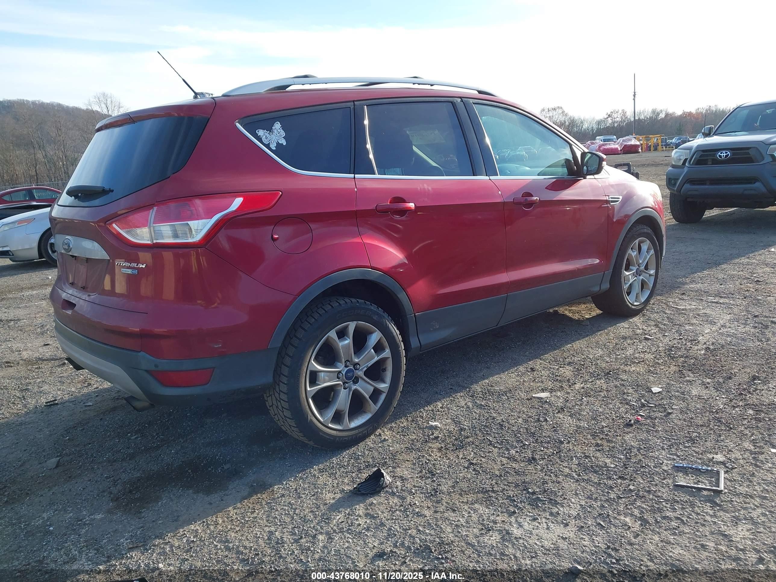 FORD ESCAPE image 4