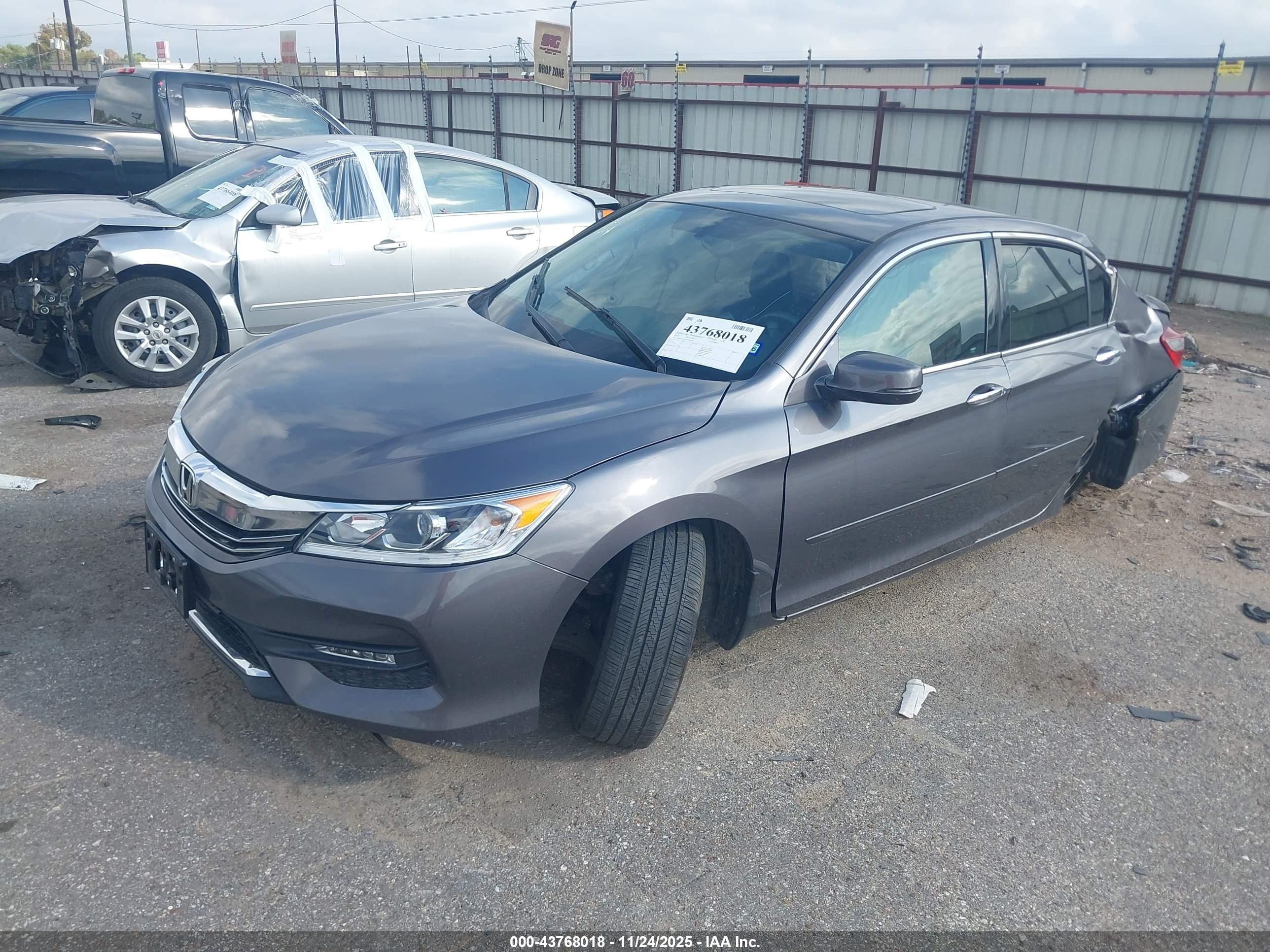 HONDA ACCORD image 2