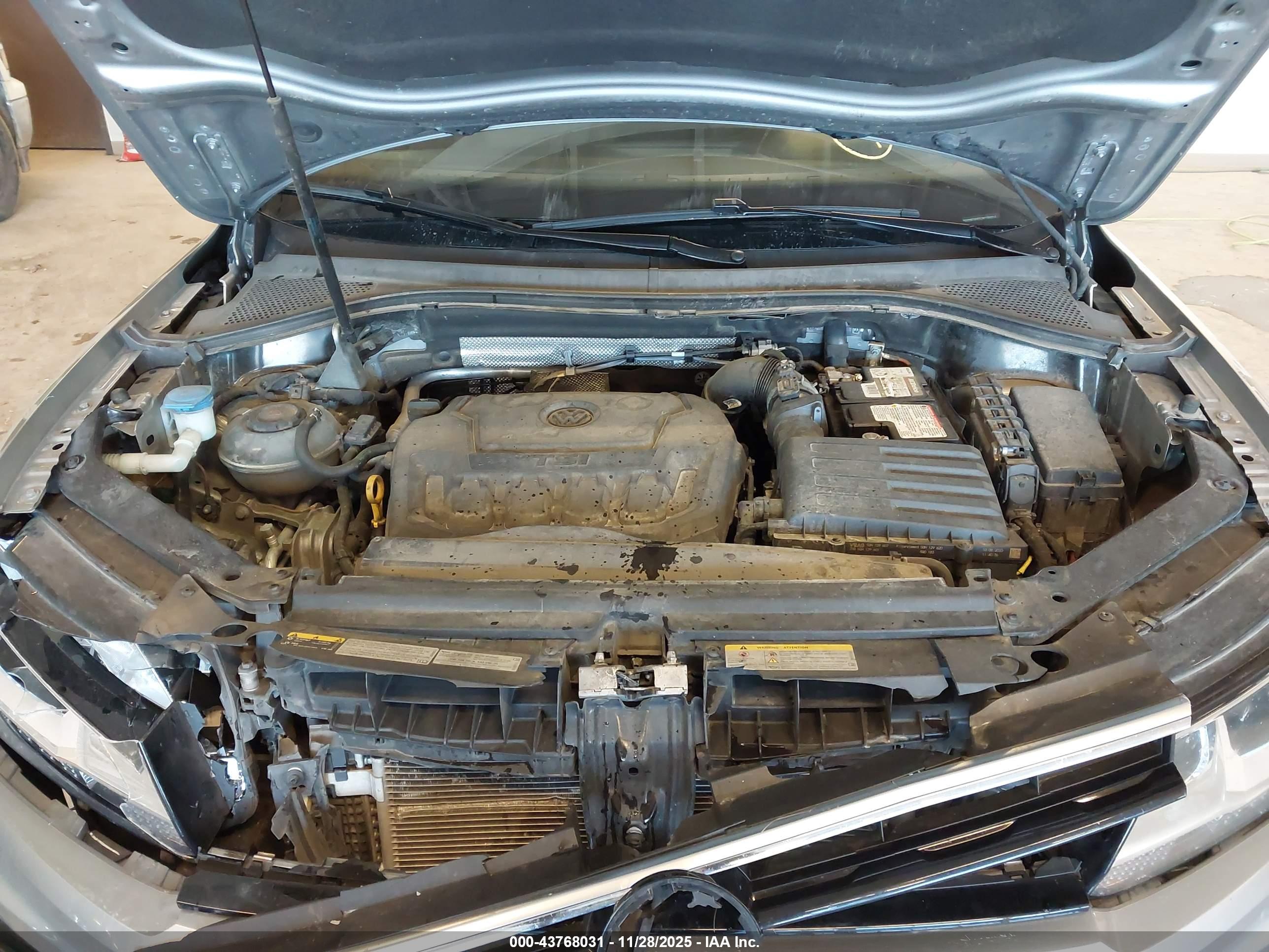 VOLKSWAGEN TIGUAN image 10