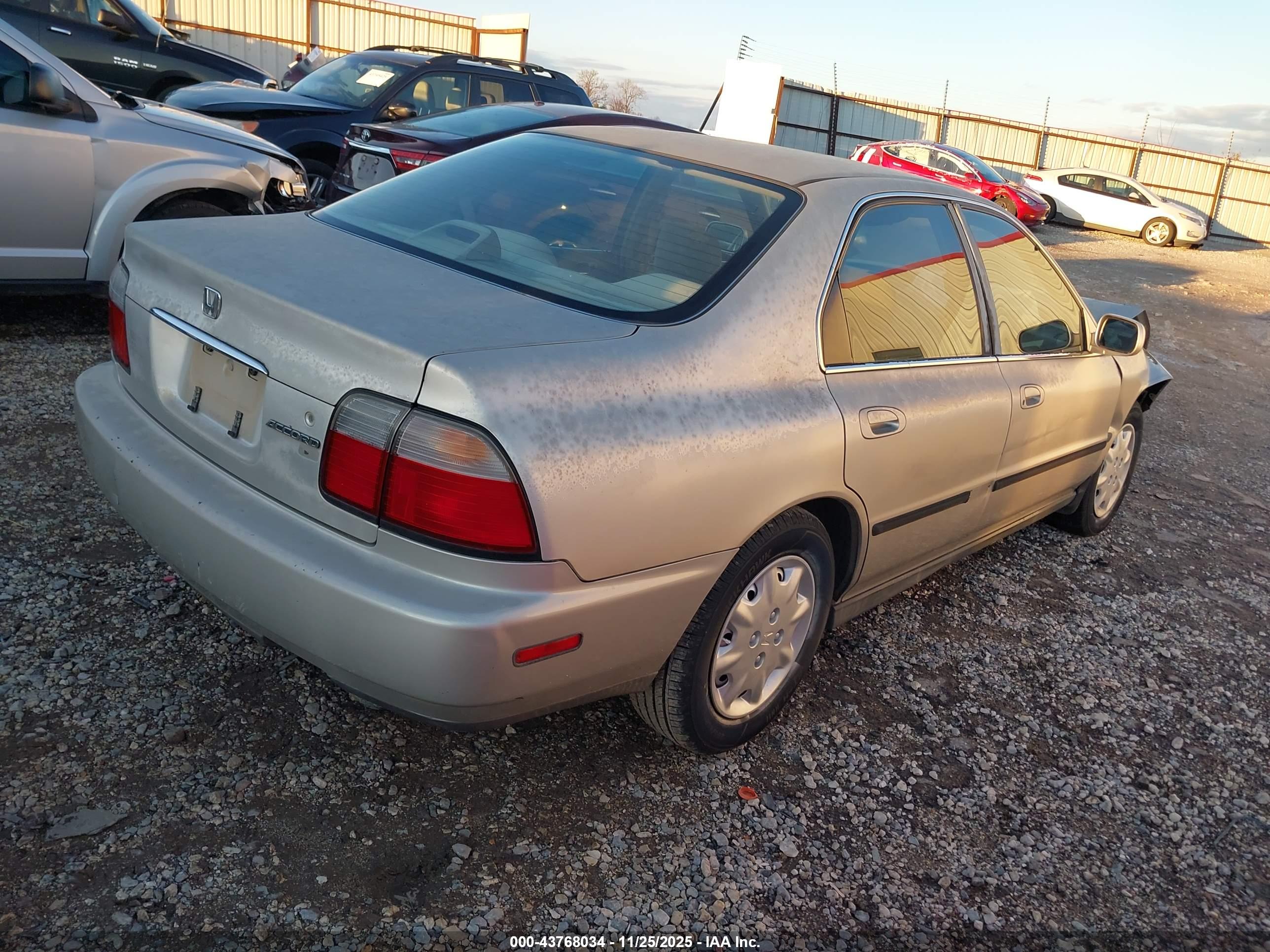 HONDA ACCORD image 4
