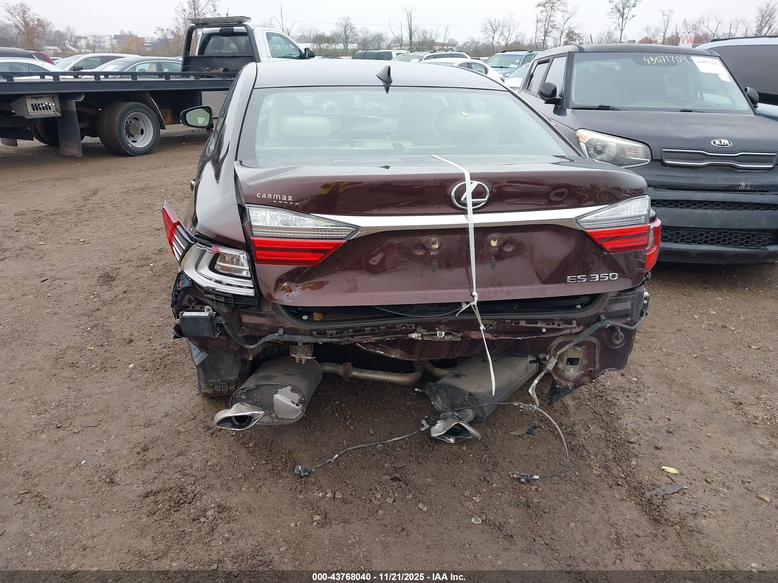 LEXUS ES image 6