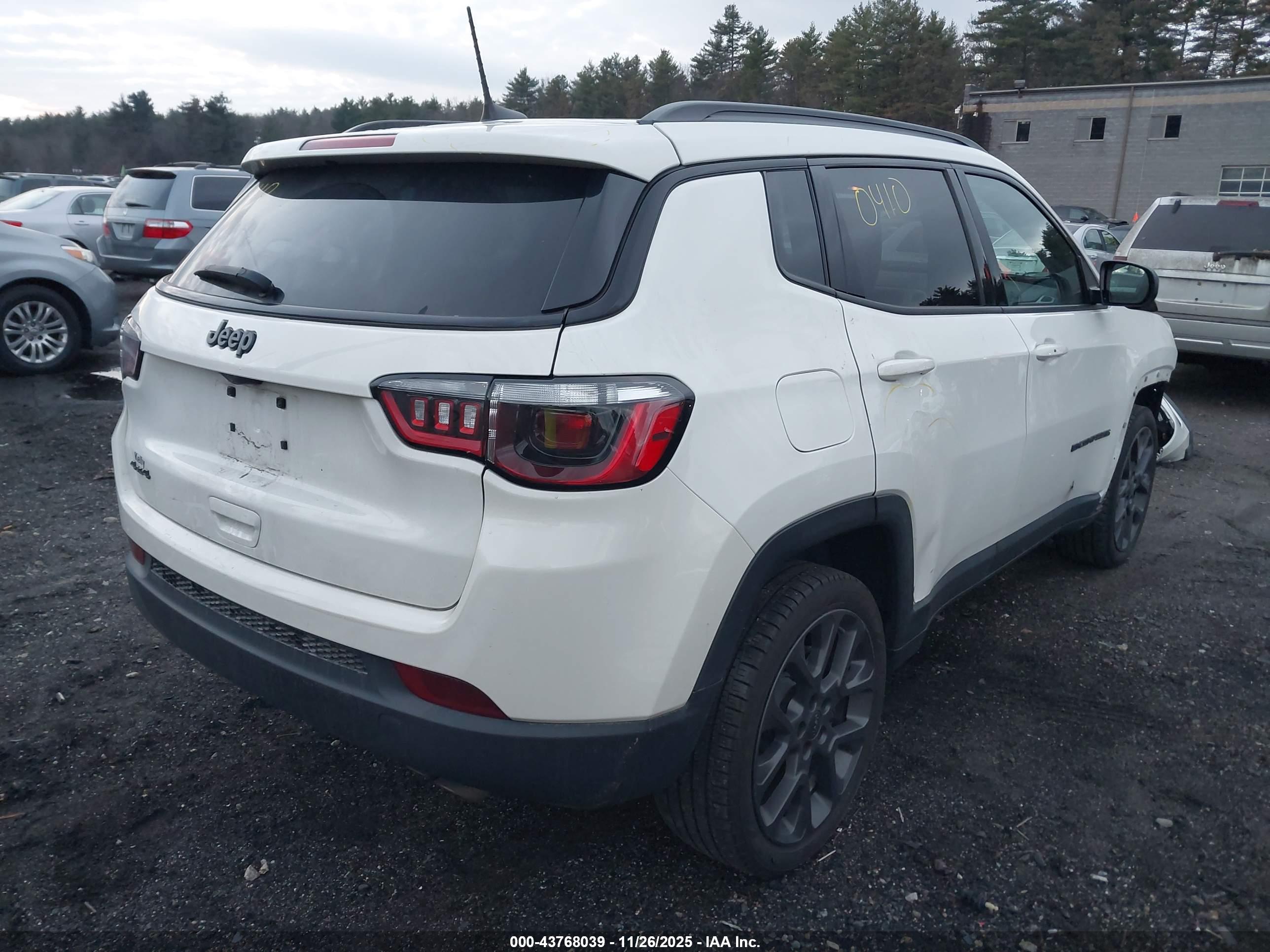 JEEP COMPASS image 4