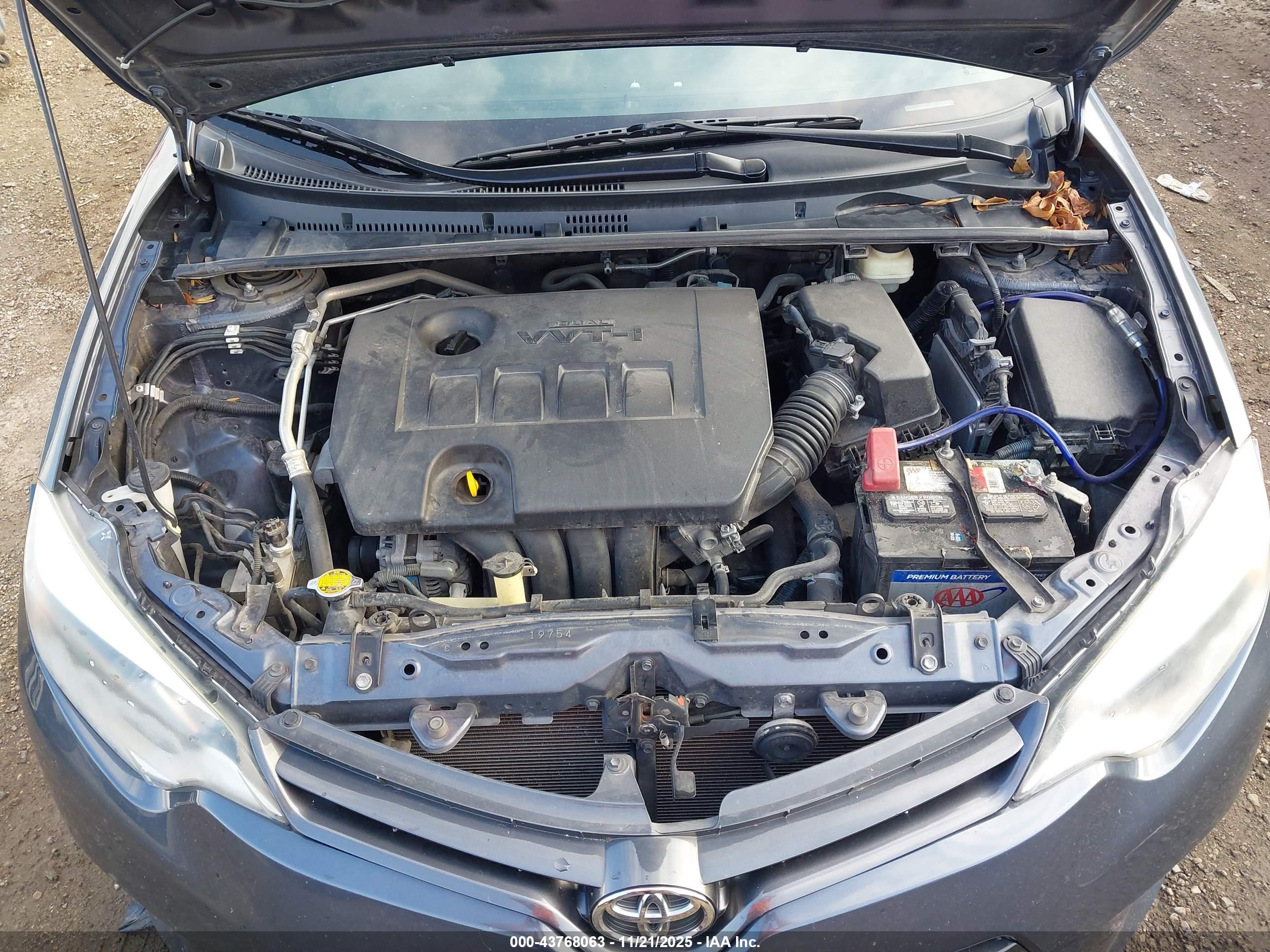 TOYOTA COROLLA image 10