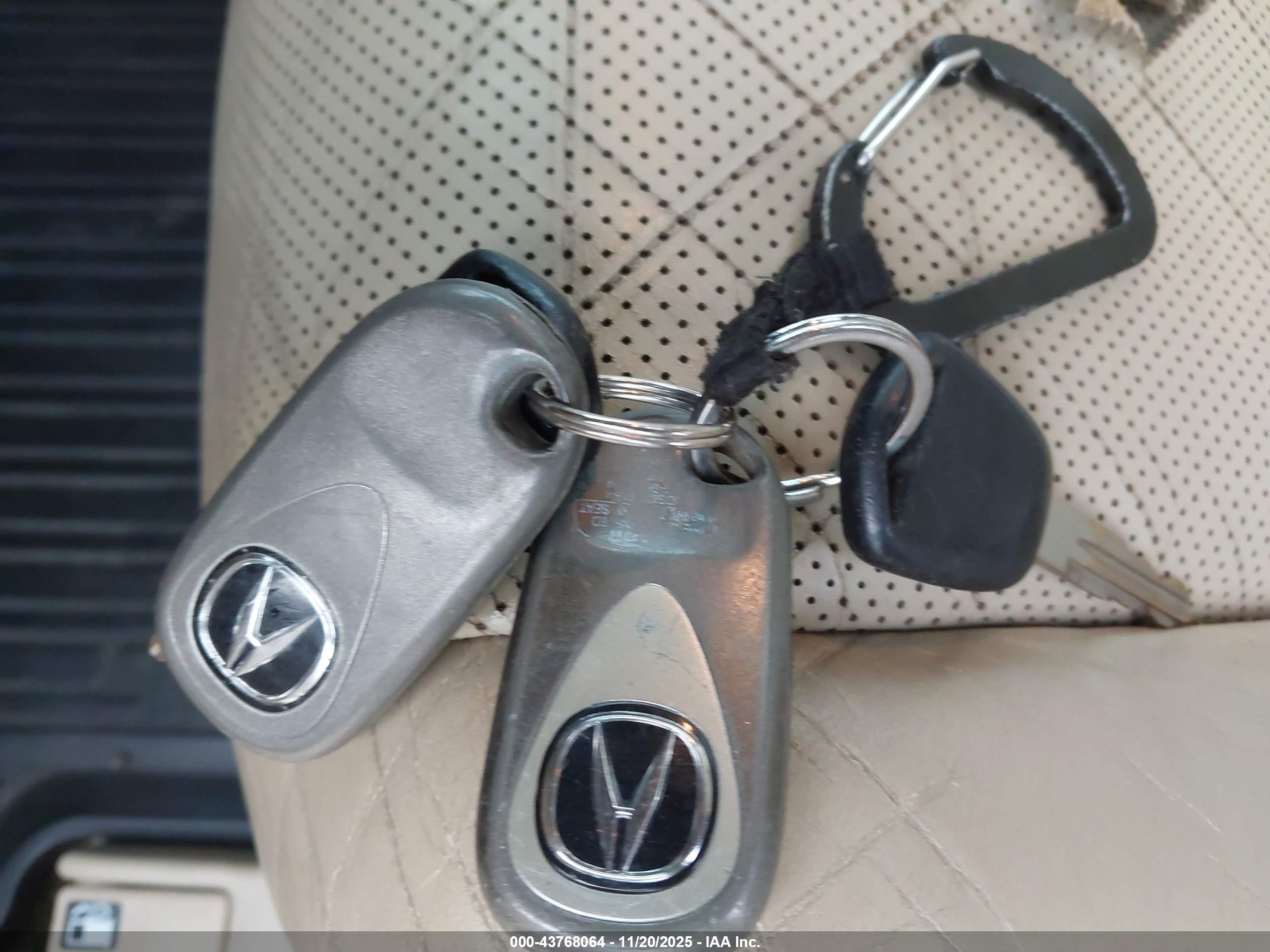 ACURA TL image 11