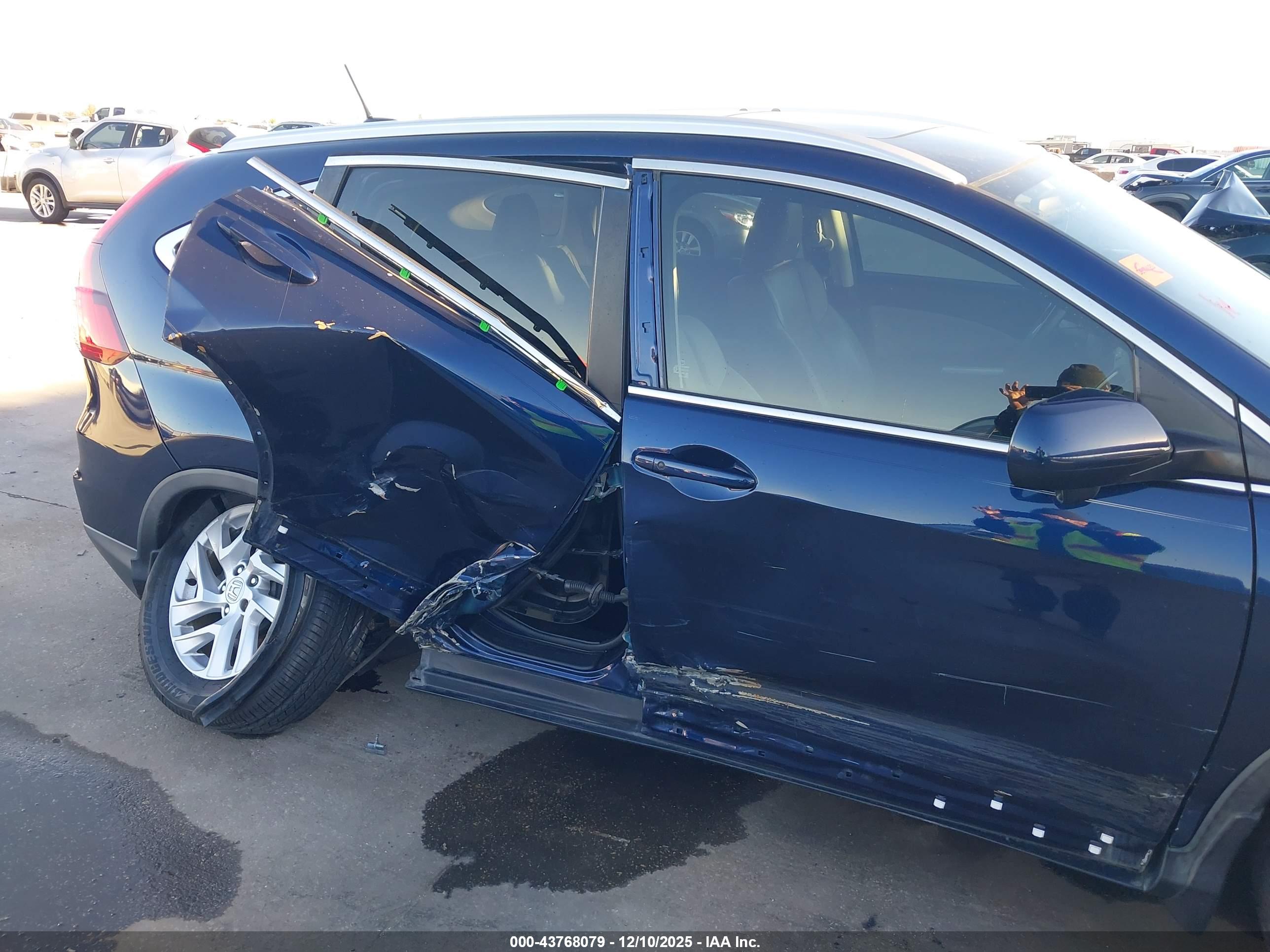 HONDA CR-V image 6