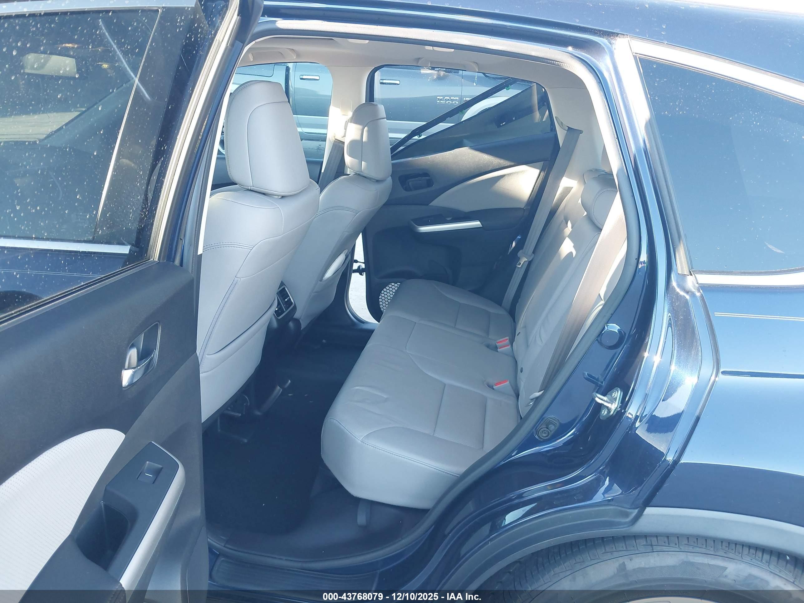 HONDA CR-V image 8
