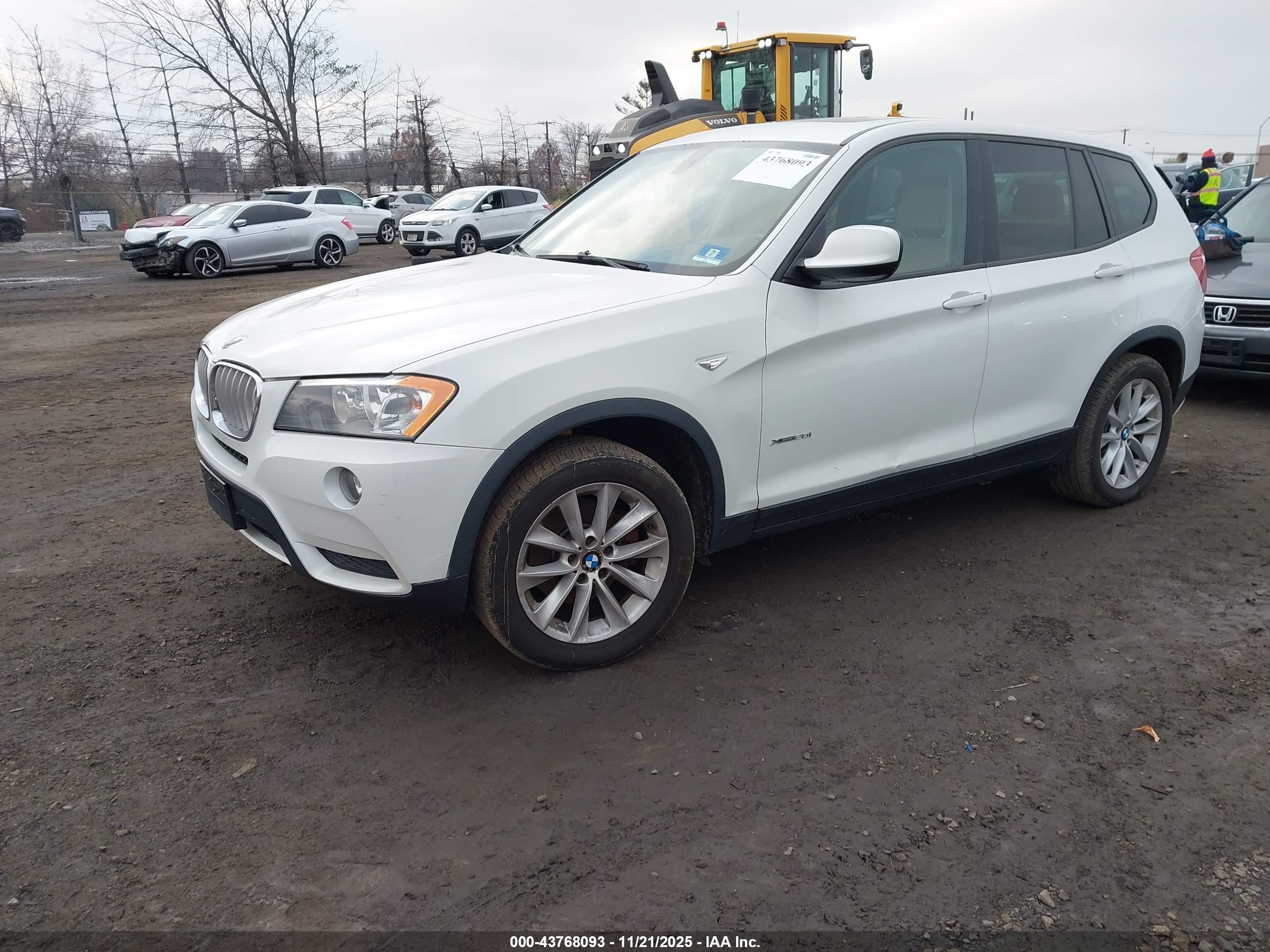 BMW X3 image 2
