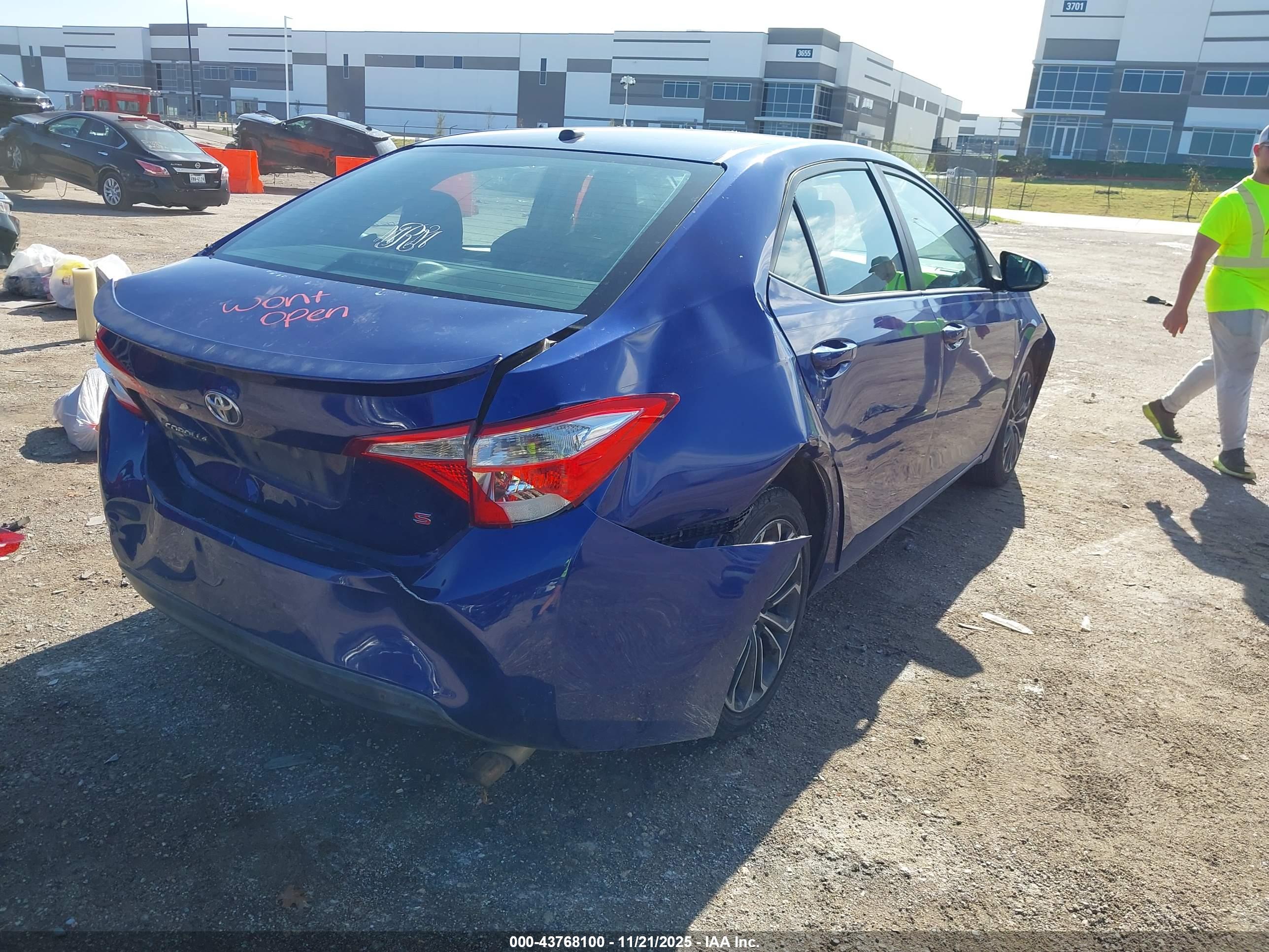 TOYOTA COROLLA image 4