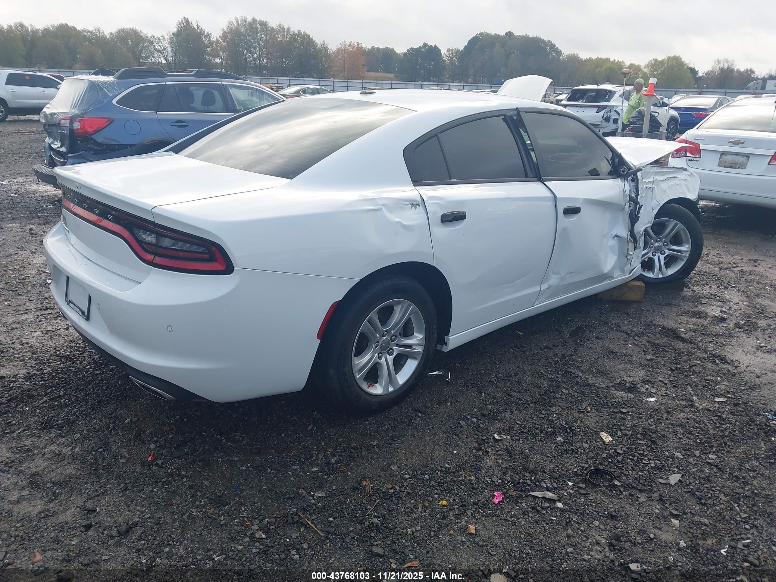 DODGE CHARGER image 4