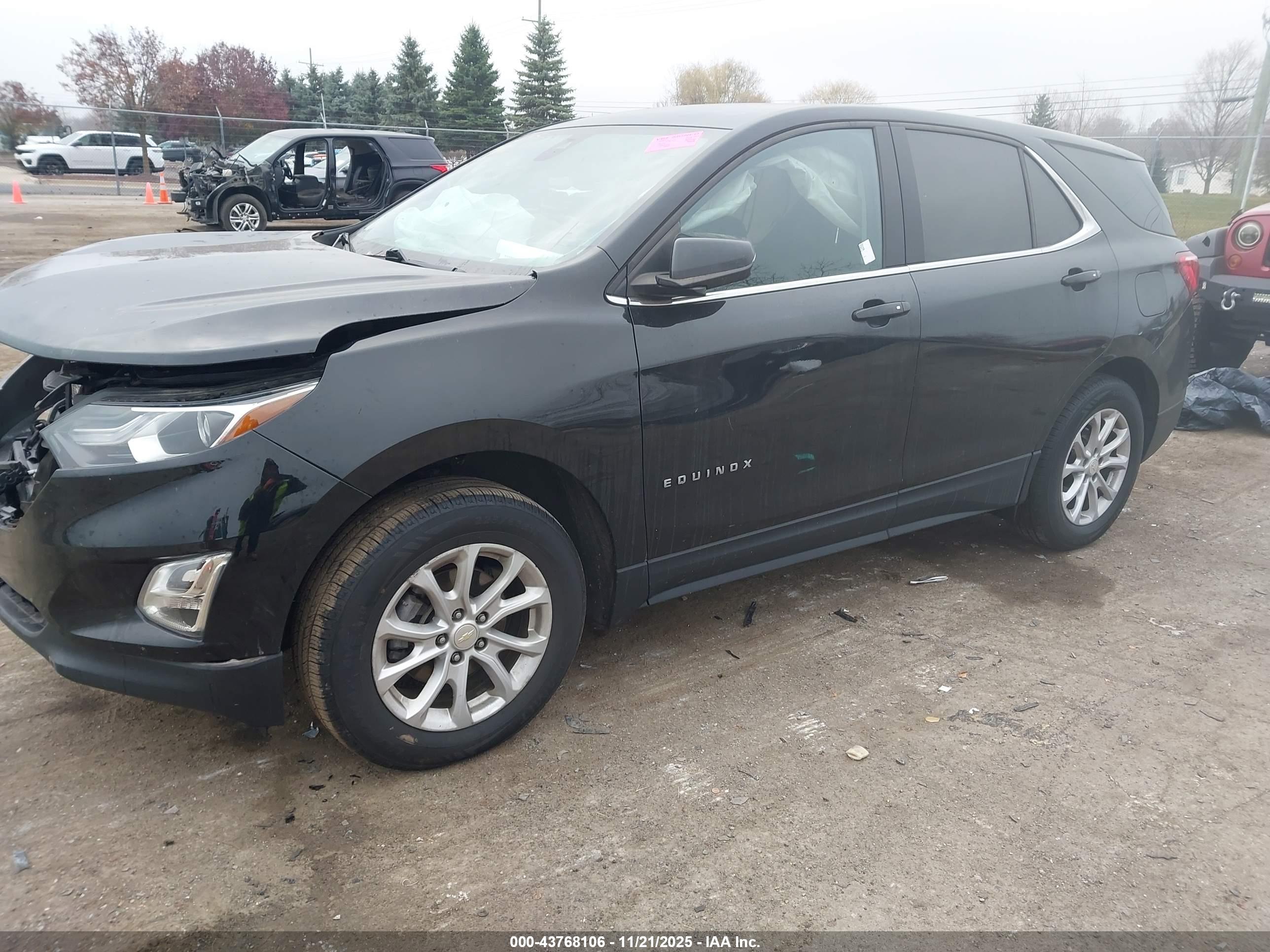 CHEVROLET EQUINOX image 2