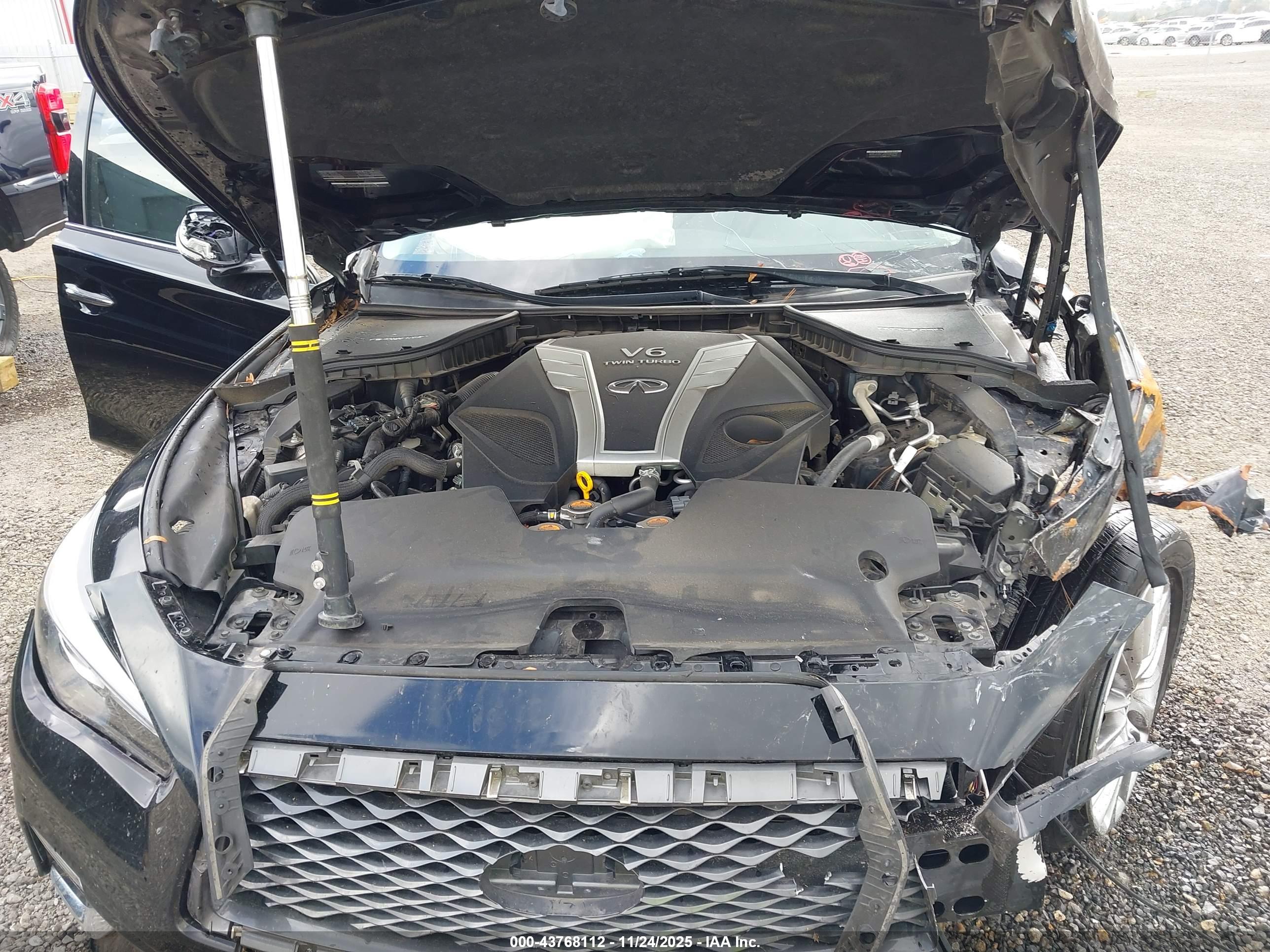 INFINITI Q50 image 10
